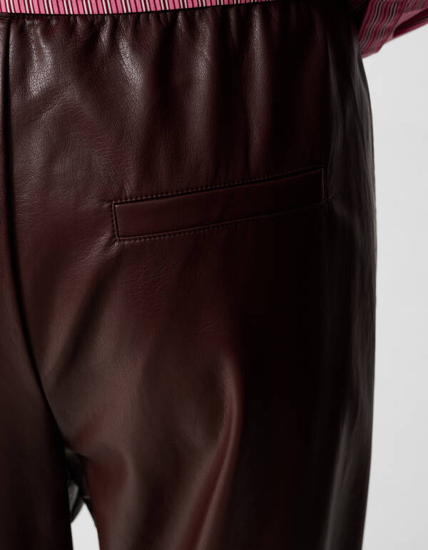 Vegan Leather Wide Leg Broek Donkerrood SHOEBY WOMEN
