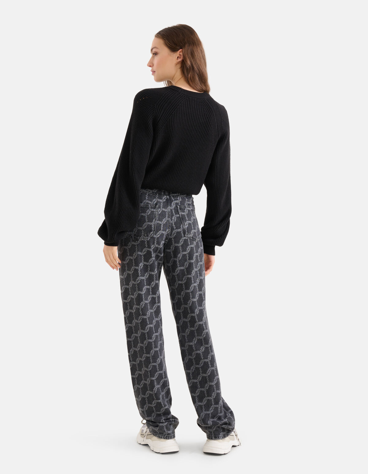 Cut Out Trui Zwart SHOEBY WOMEN