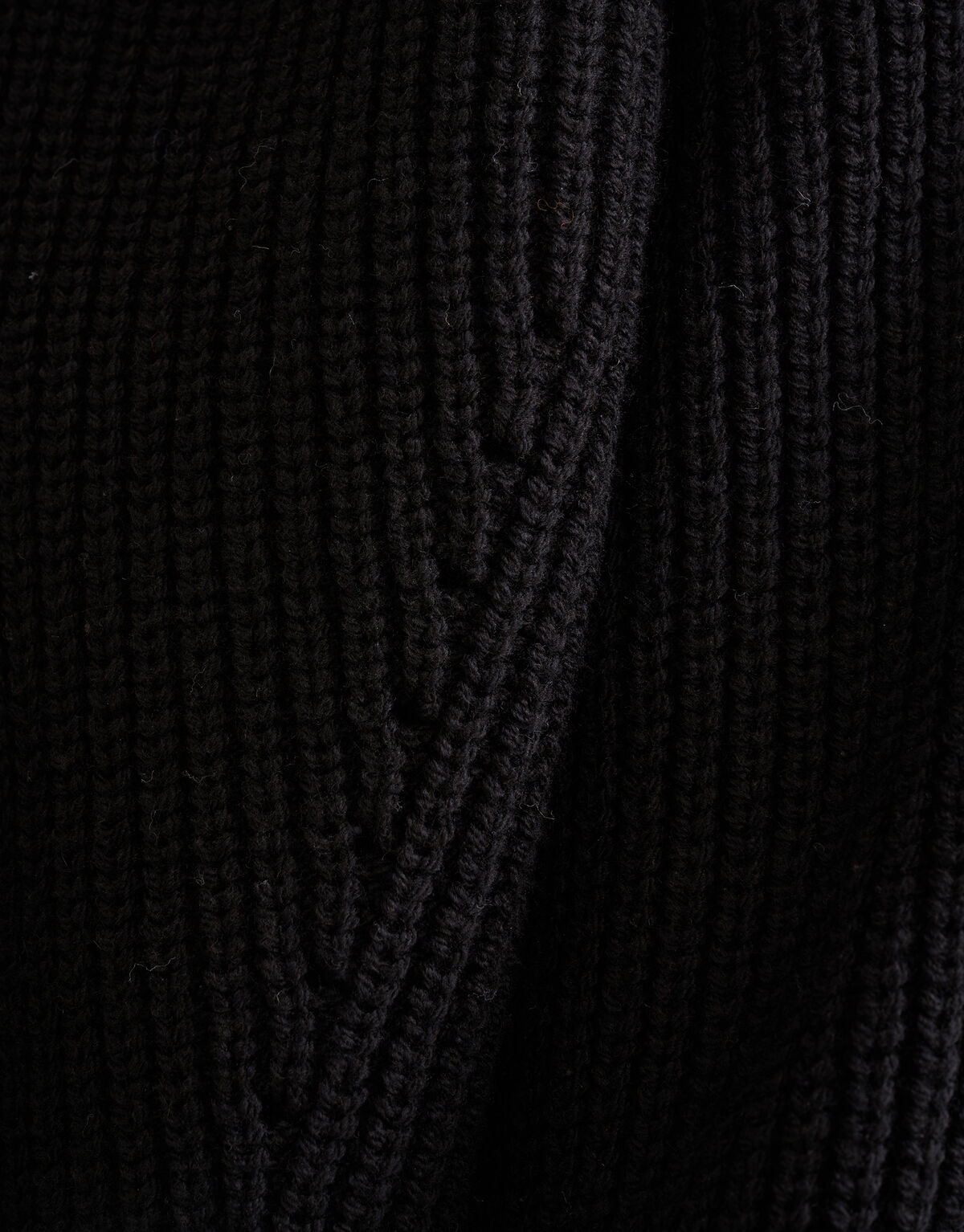 Cut Out Trui Zwart SHOEBY WOMEN