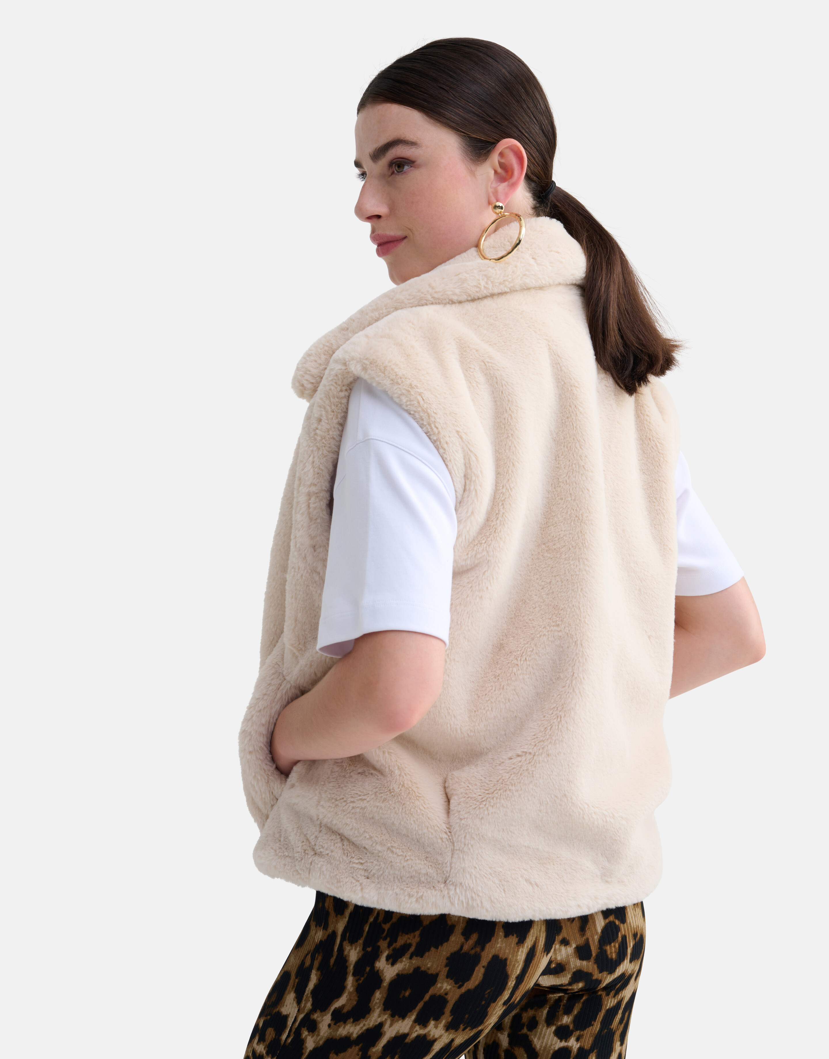 Faux Fur Gilet Beige SHOEBY WOMEN