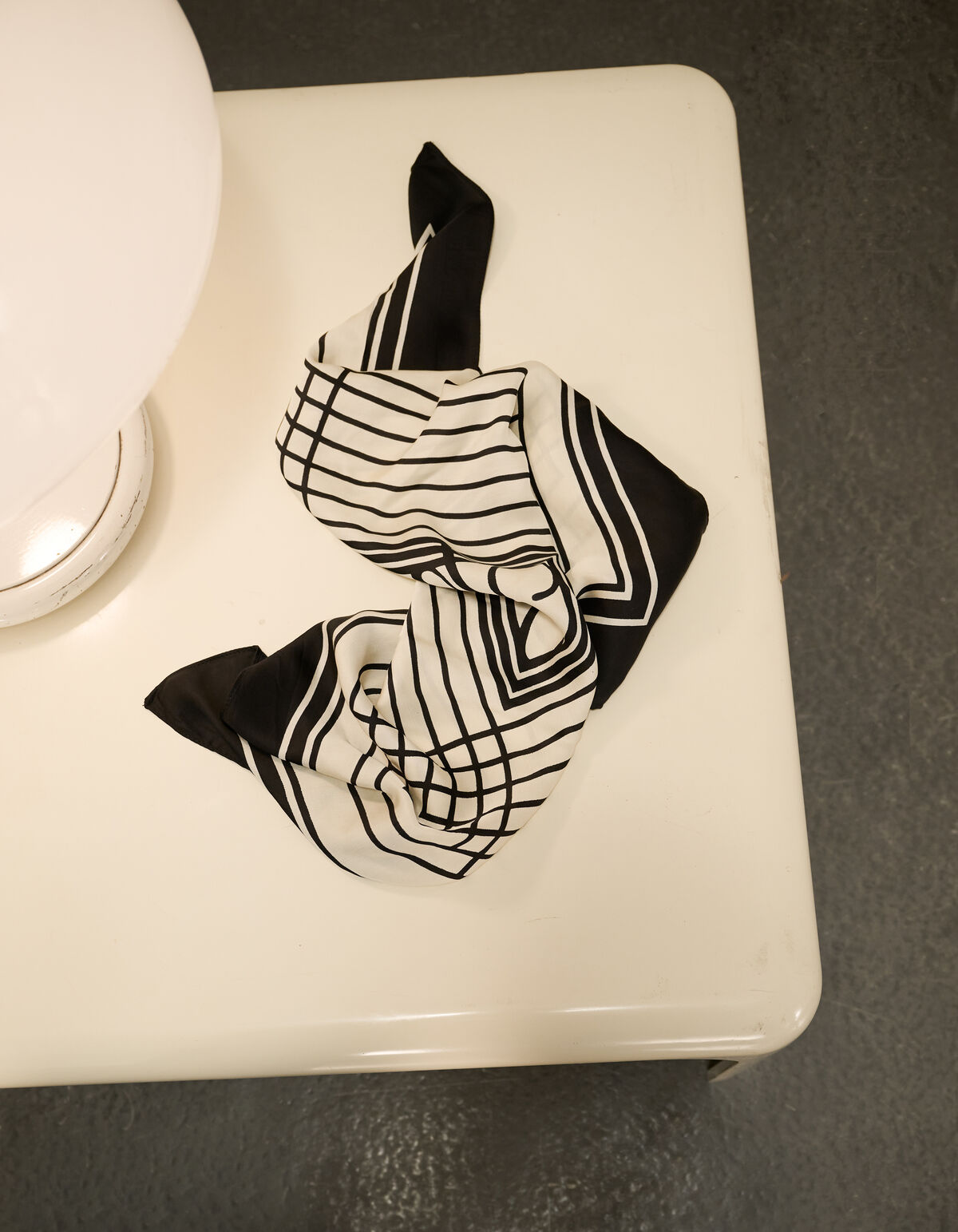 Printed Sjaal Zwart/Wit By Lonneke SHOEBY ACCESSOIRES