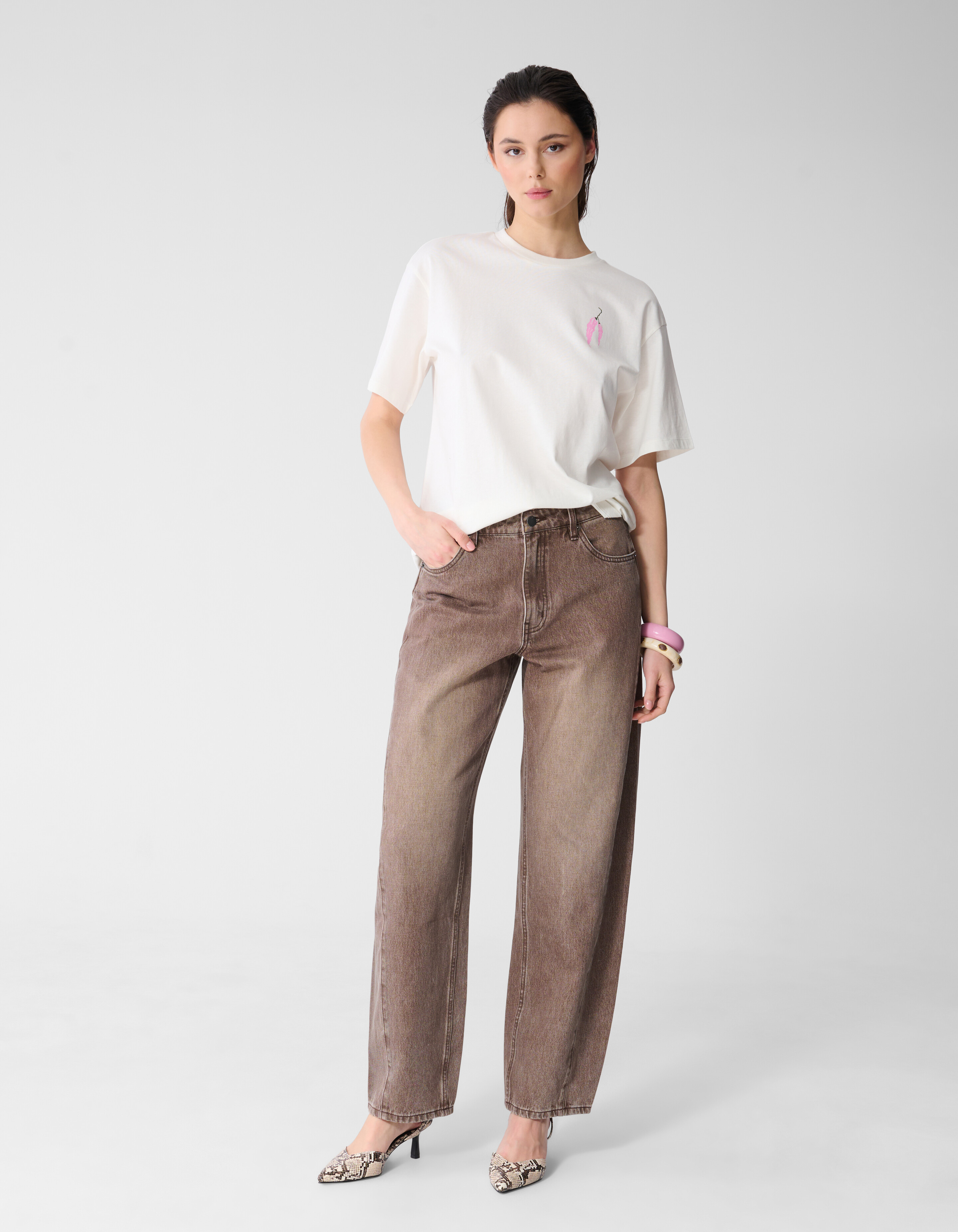 Pepper Artwork T-shirt Gebroken Wit SHOEBY WOMEN