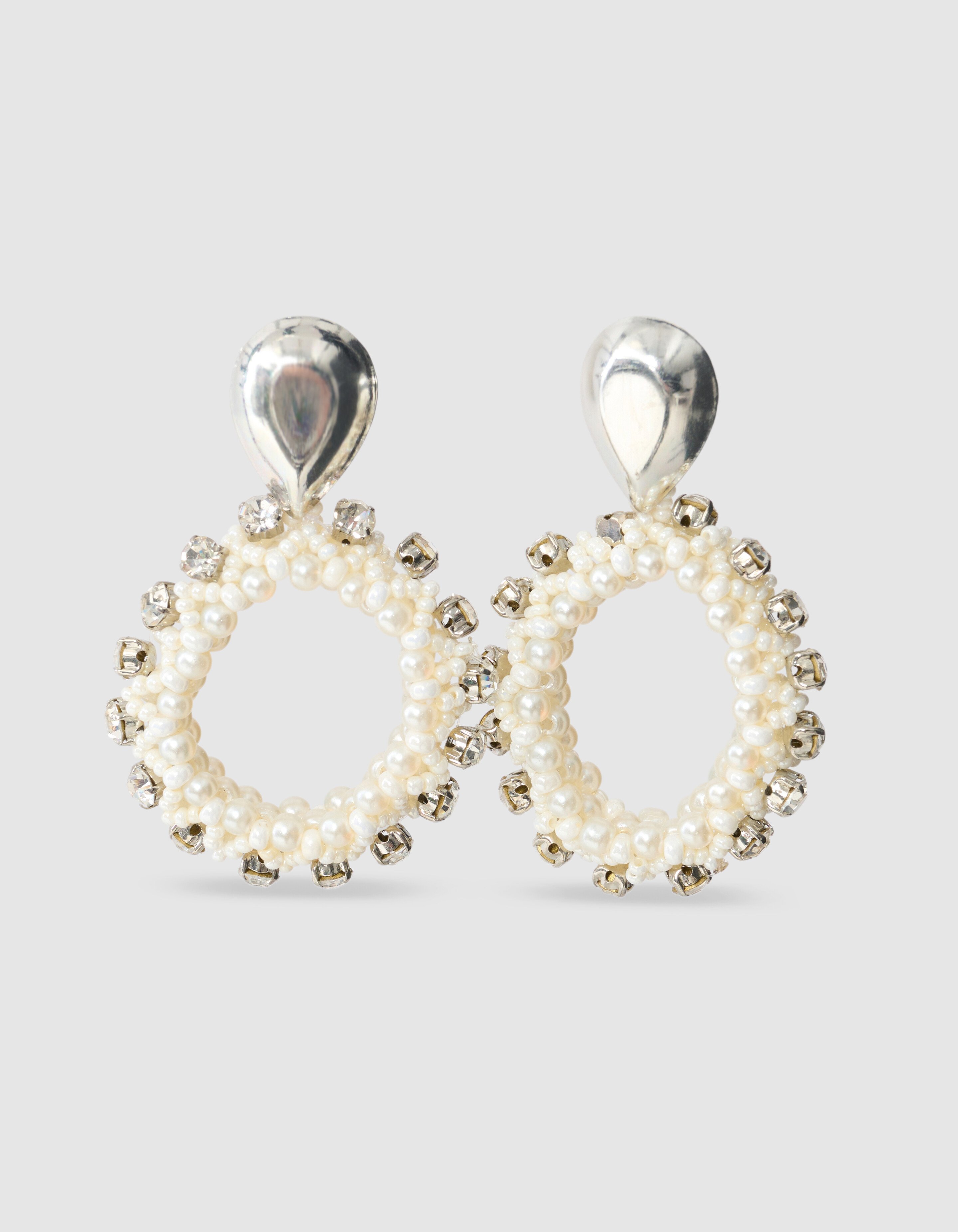 Beaded Oval Oorbellen Gebroken Wit SHOEBY ACCESSOIRES