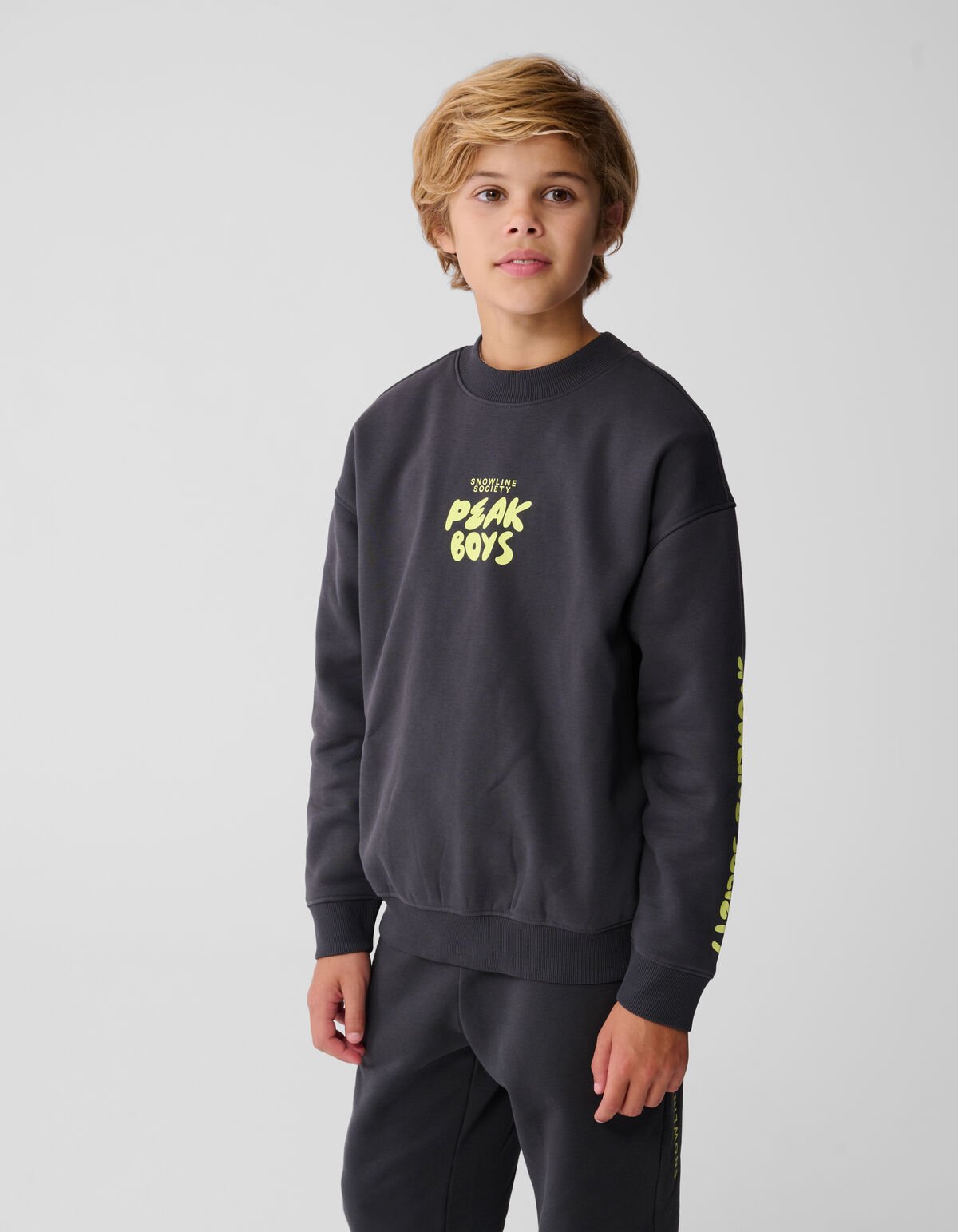 Peak Artwork Sweater Donkergrijs SHOEBY BOYS