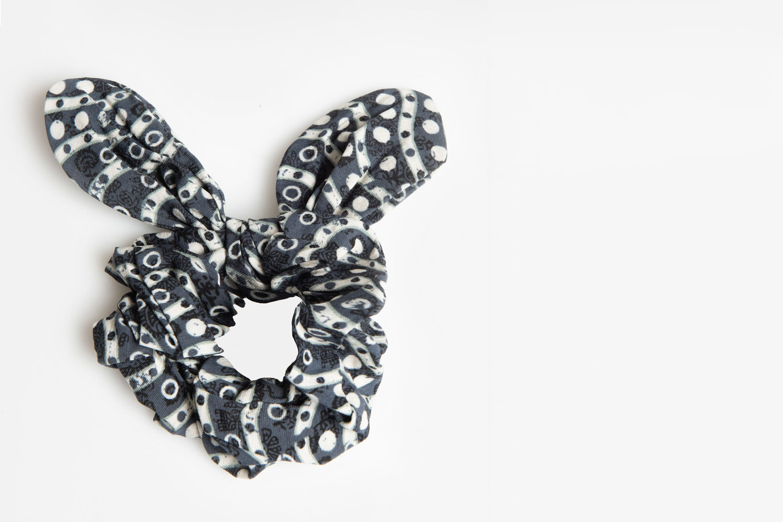 Sava Bow Scrunchy