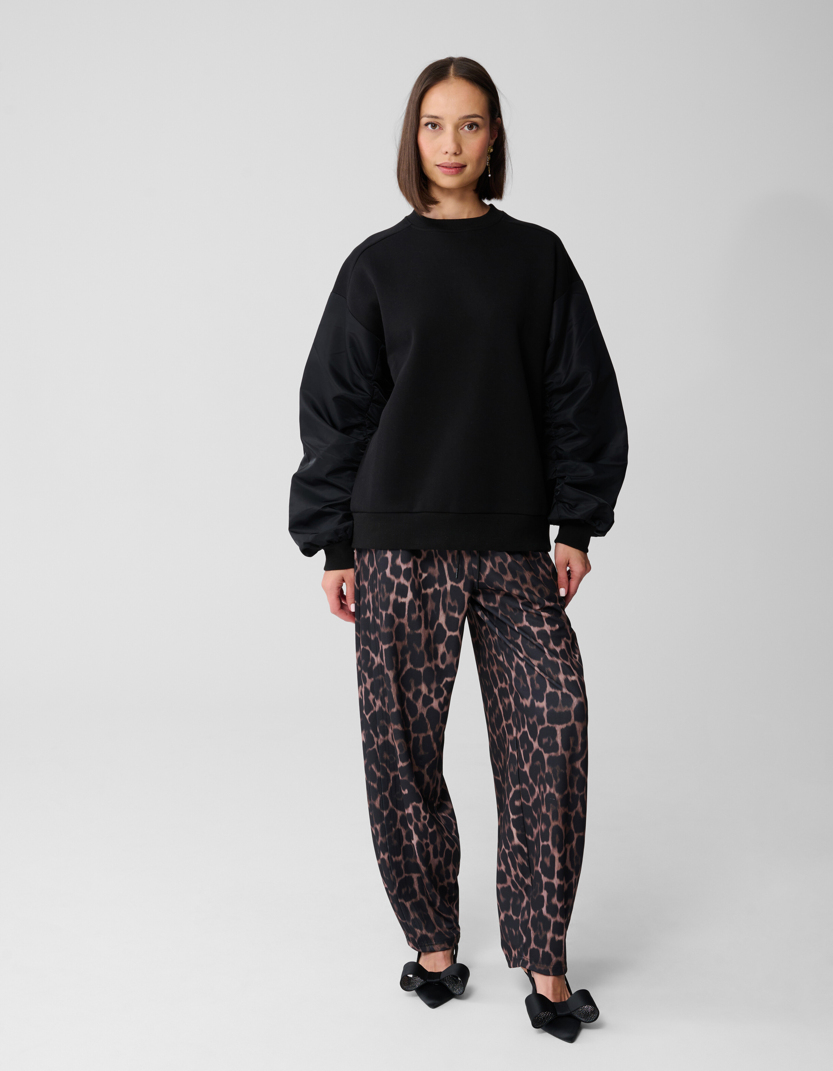 Satijnen Mix Sweater Zwart SHOEBY WOMEN