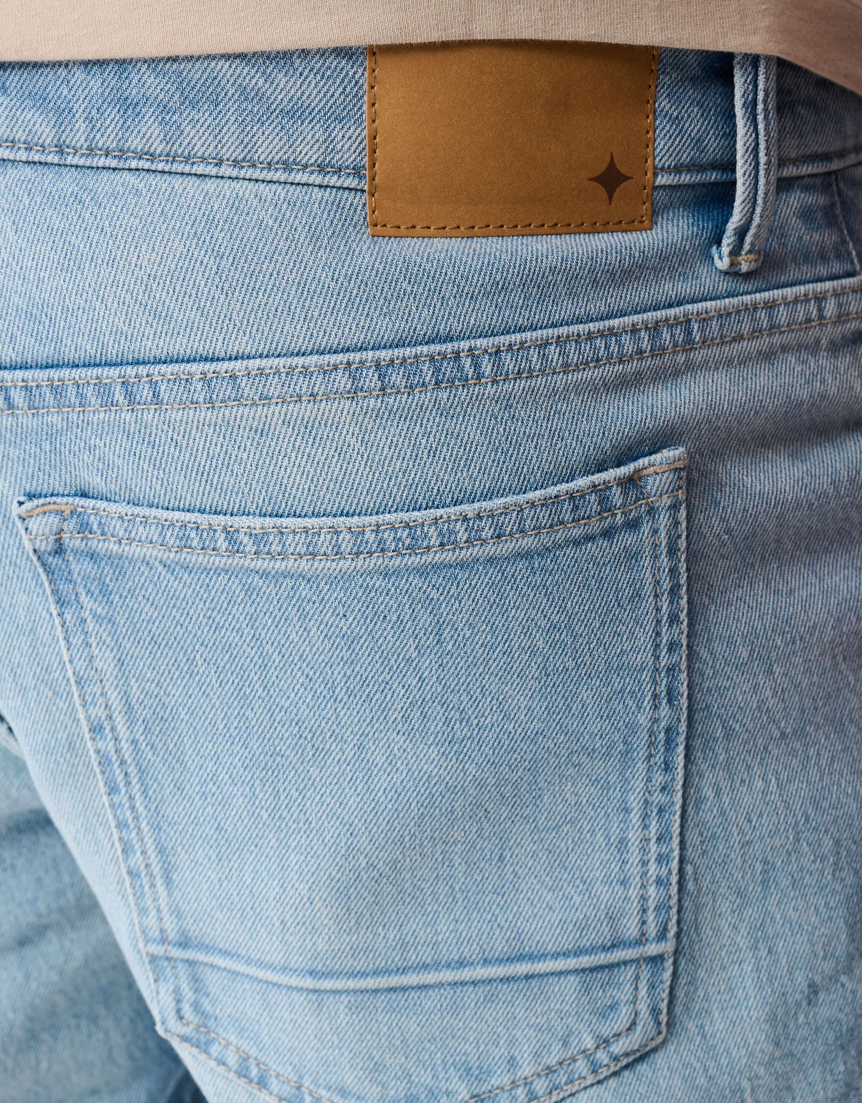 Straight Fit Jeans Bleached L32 SHOEBY MEN