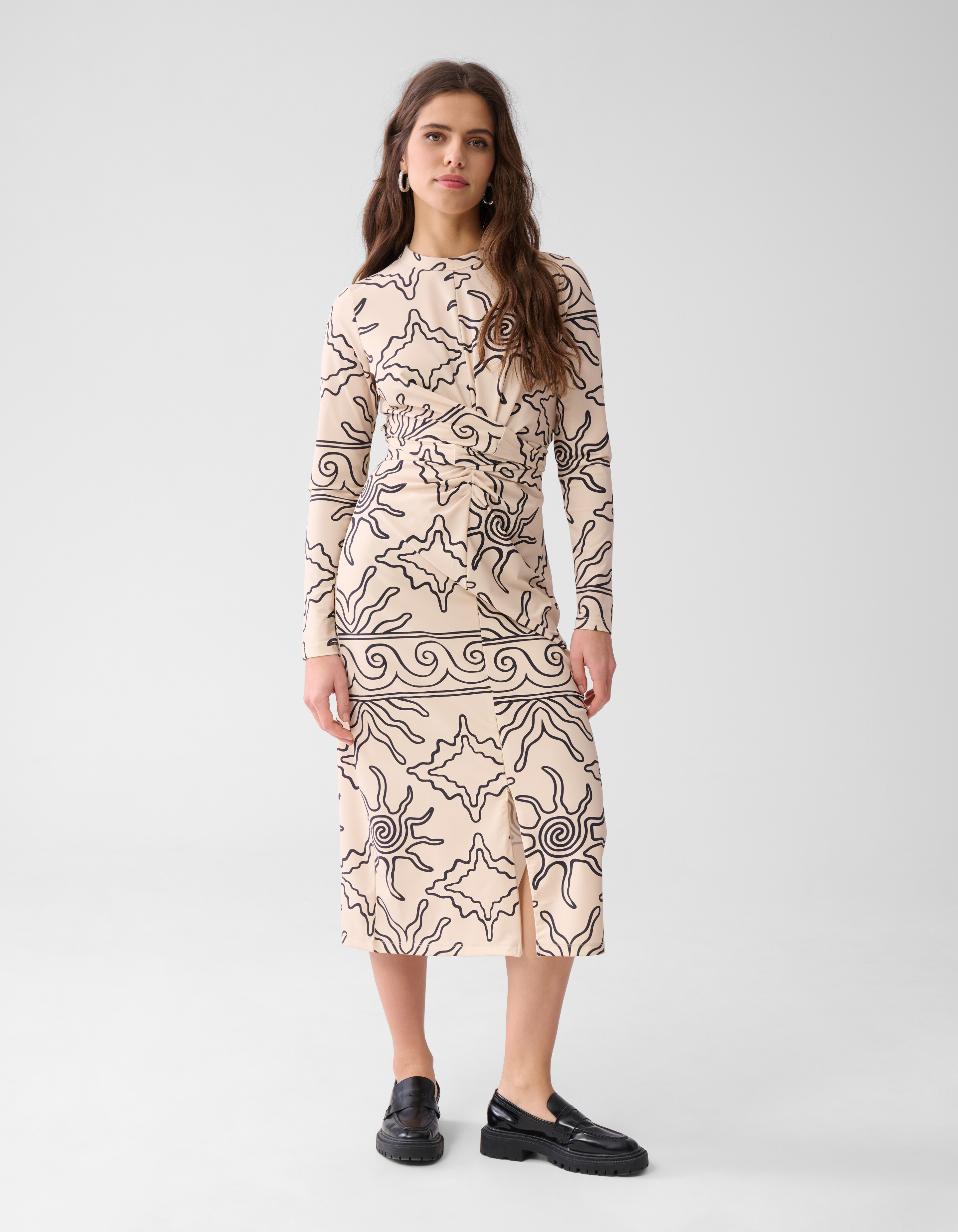 Printed Travel Midi Jurk Gebroken Wit SHOEBY WOMEN