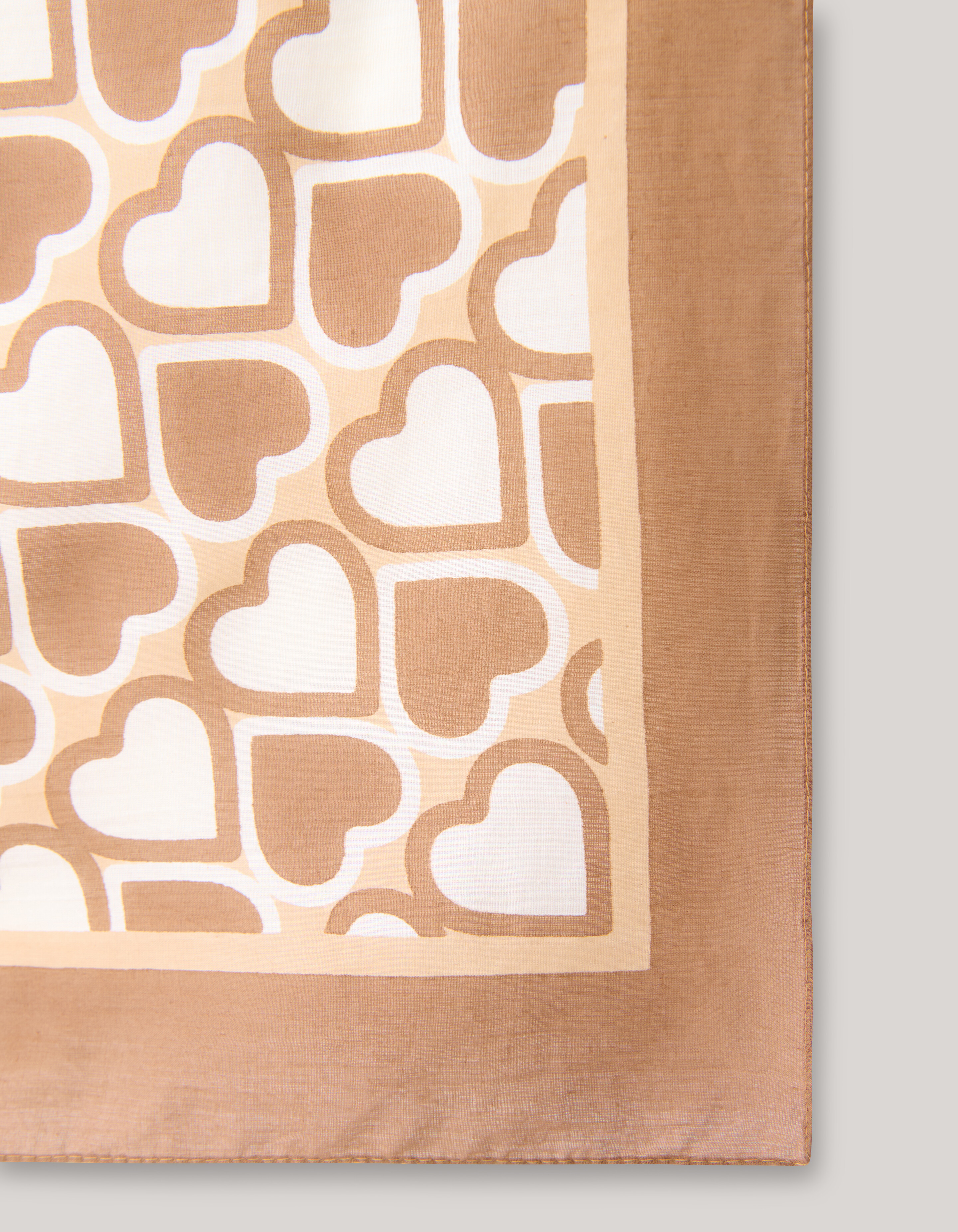 Heart Printed Bandana Beige SHOEBY ACCESSOIRES