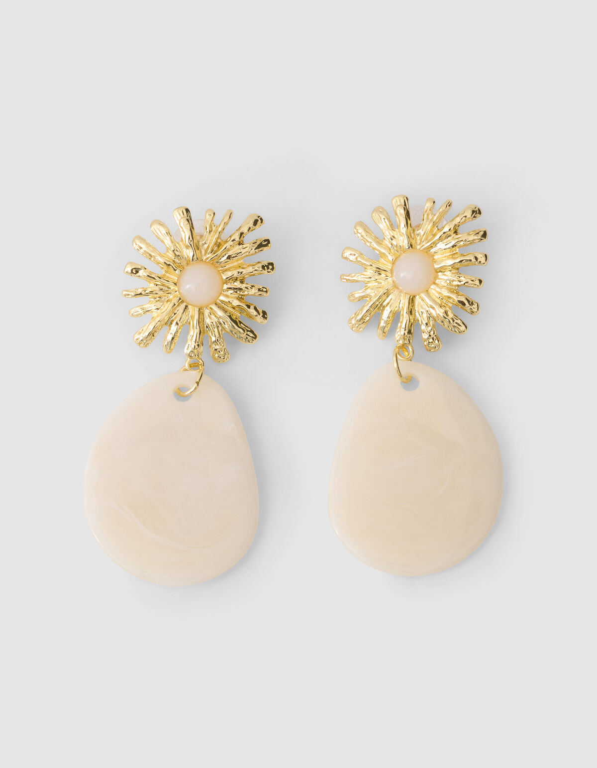 Flower Oval Oorbellen Beige SHOEBY ACCESSOIRES
