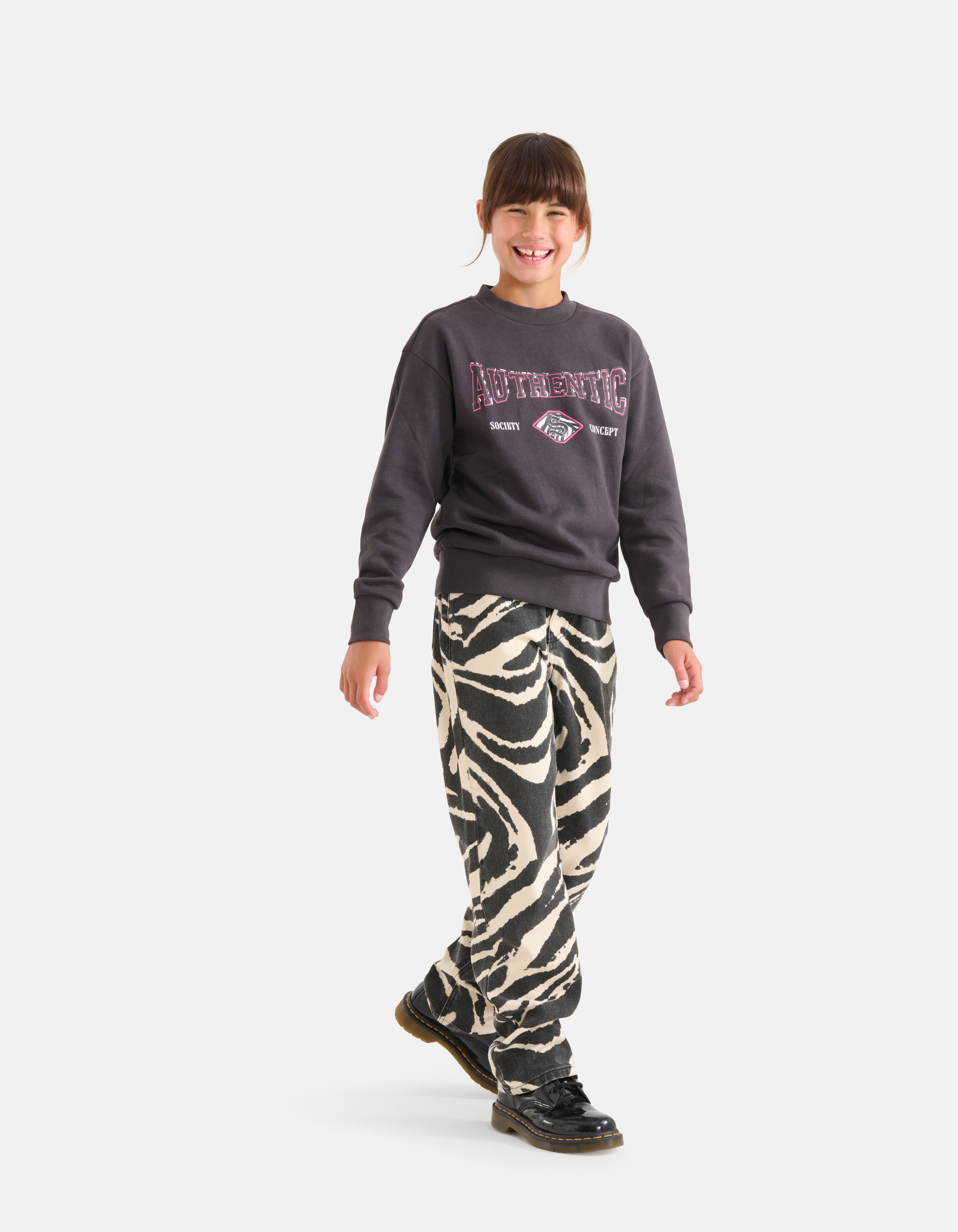 Artwork Sweater Donkergrijs SHOEBY GIRLS