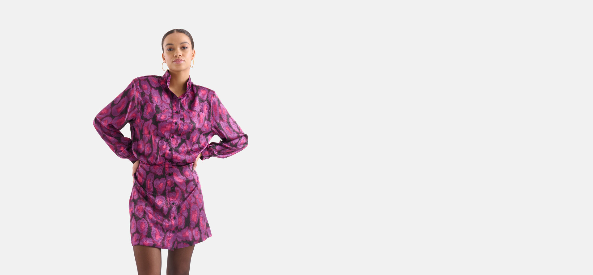 Shoulder Padding Satin Jurk EKSEPT