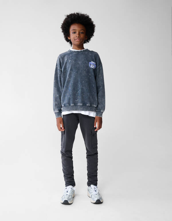 Washed Club Artwork Sweater Donkergrijs SHOEBY BOYS