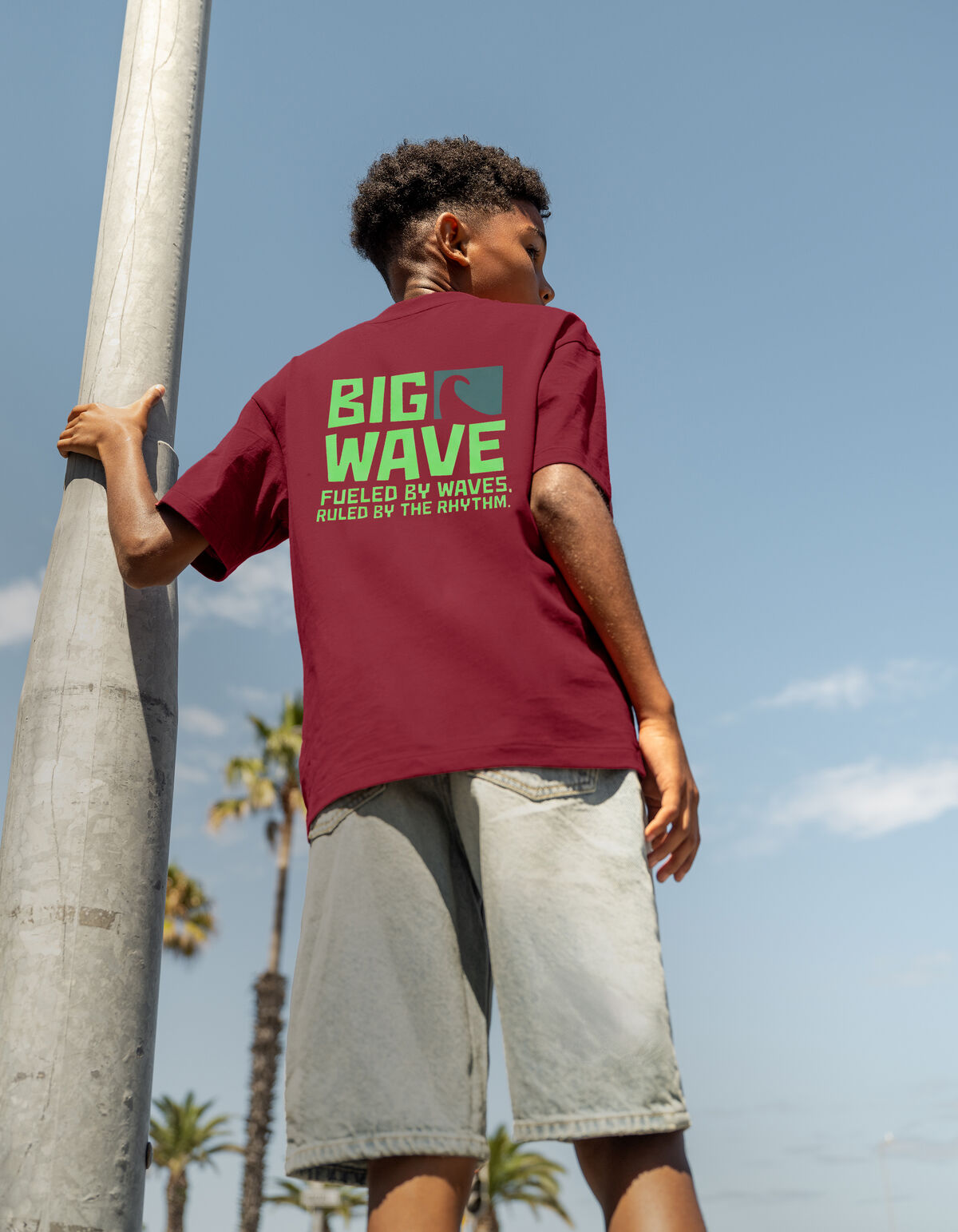 Big Wave Artwork T-shirt Donkerrood SHOEBY BOYS