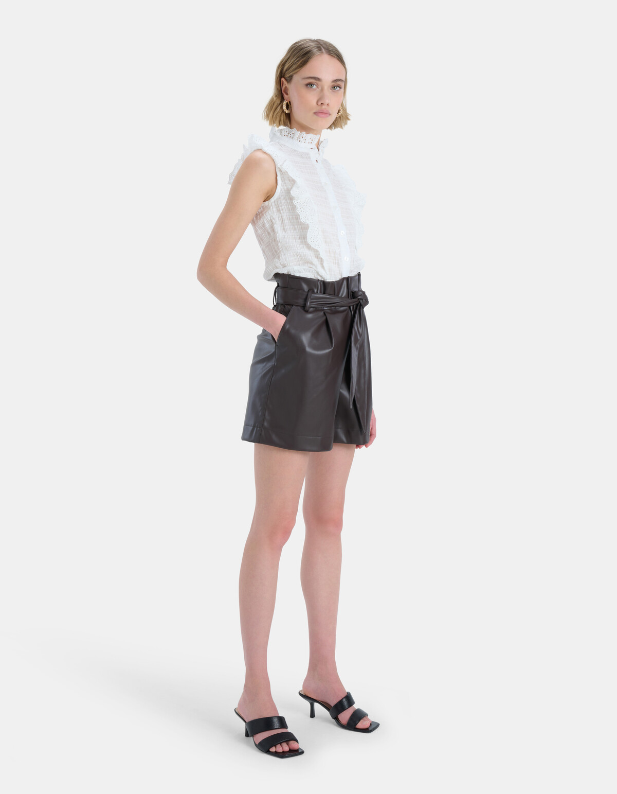 Vegan Leather Paperbag Short EKSEPT