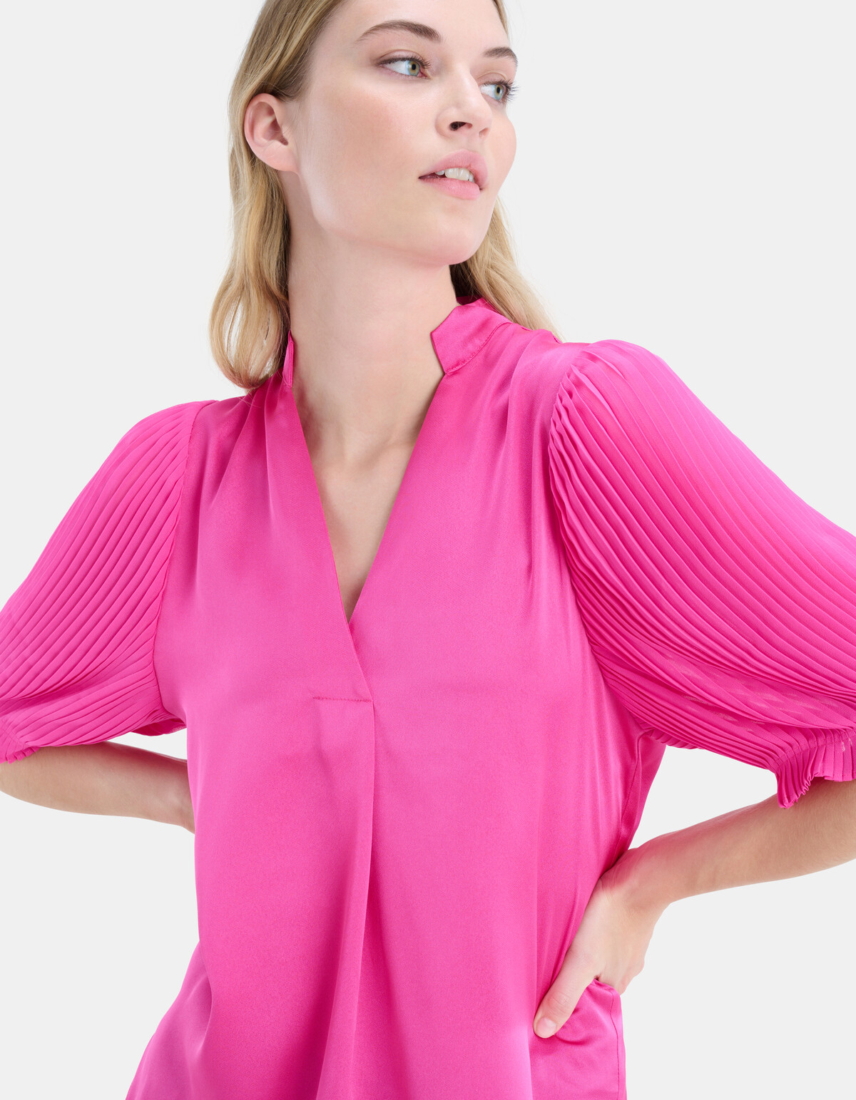 Pleated Blouse By Fred EKSEPT