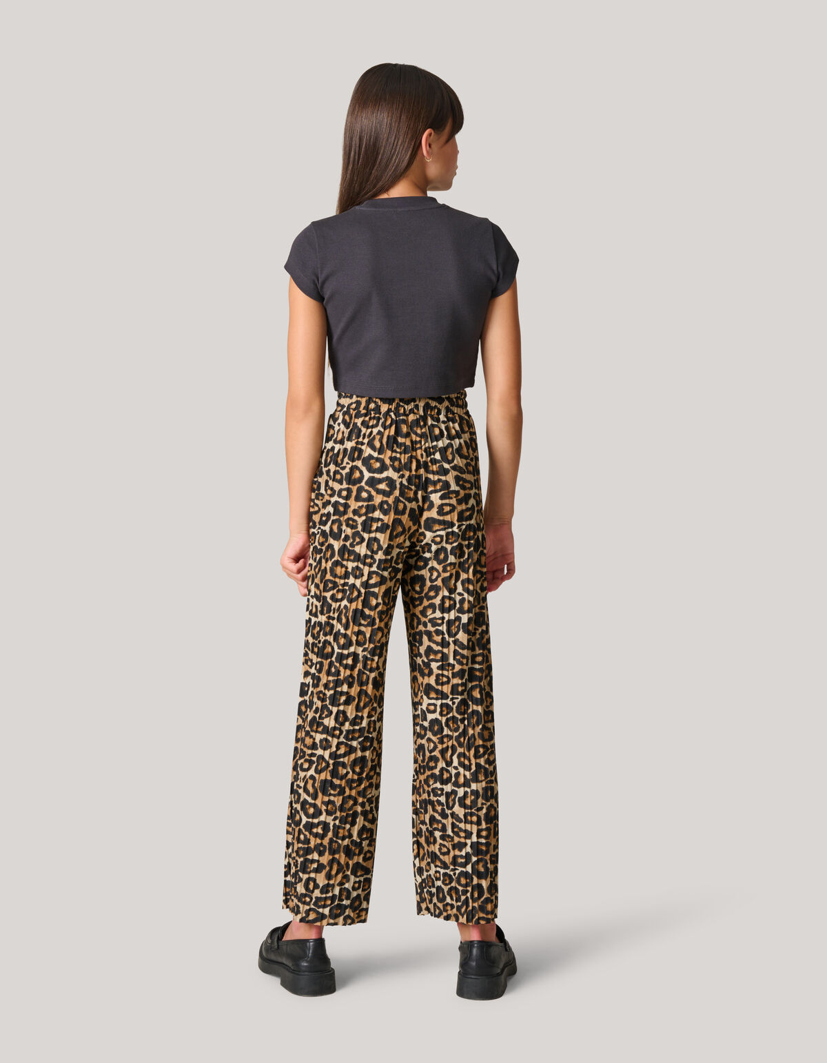 Ribbel Crop Top Donkergrijs SHOEBY GIRLS