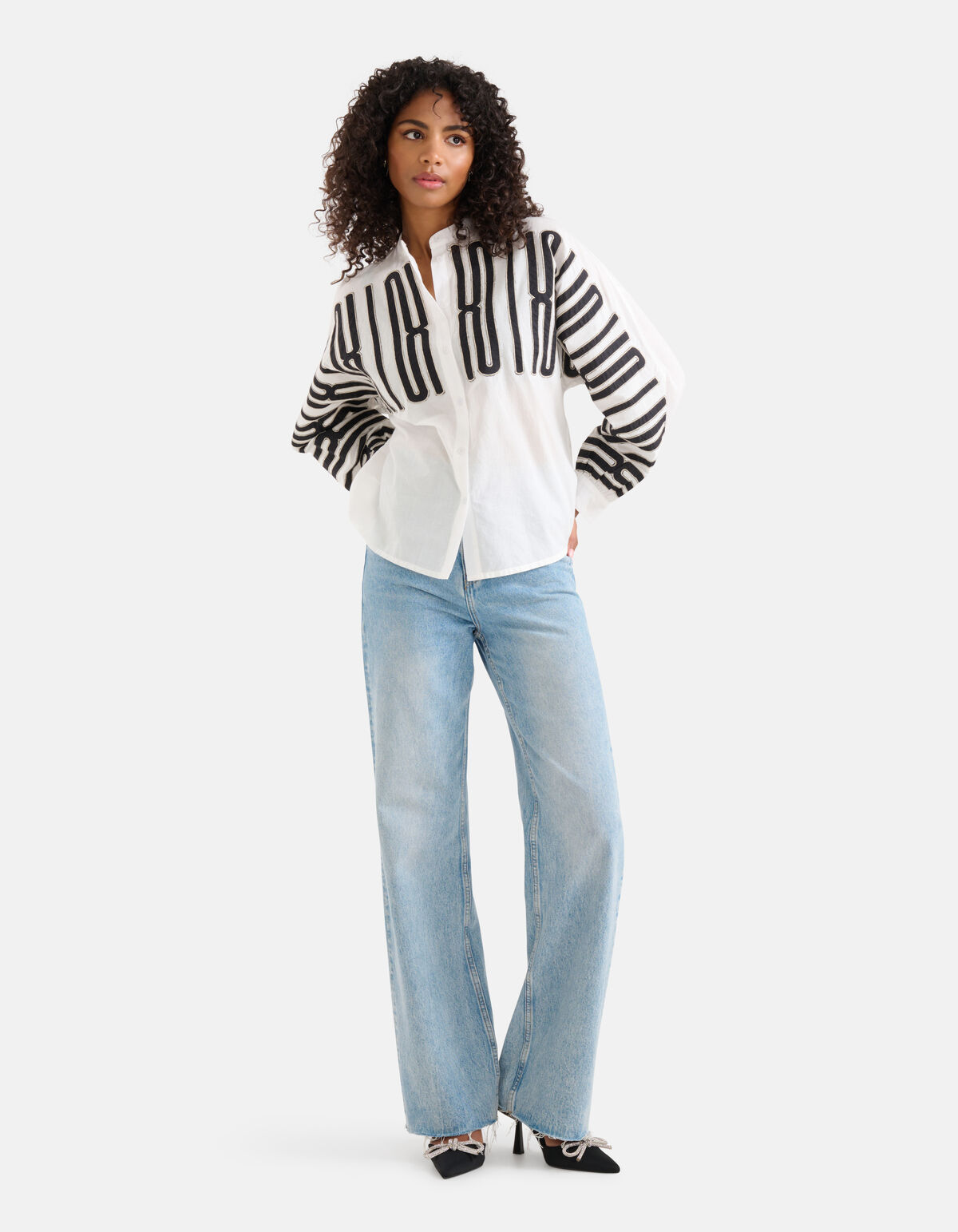 Patch Blouse Wit SHOEBY WOMEN