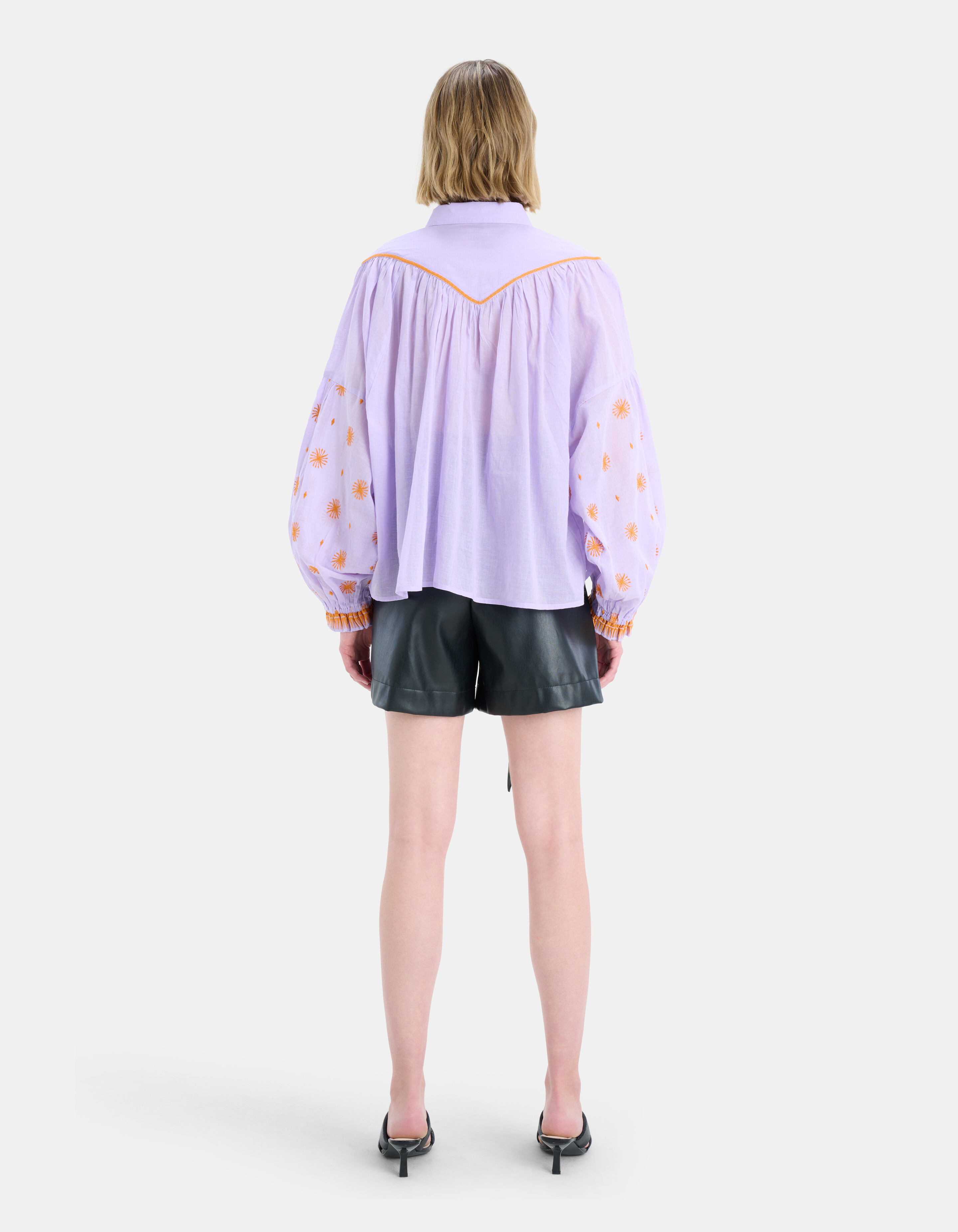 Poppy Embro Blouse EKSEPT