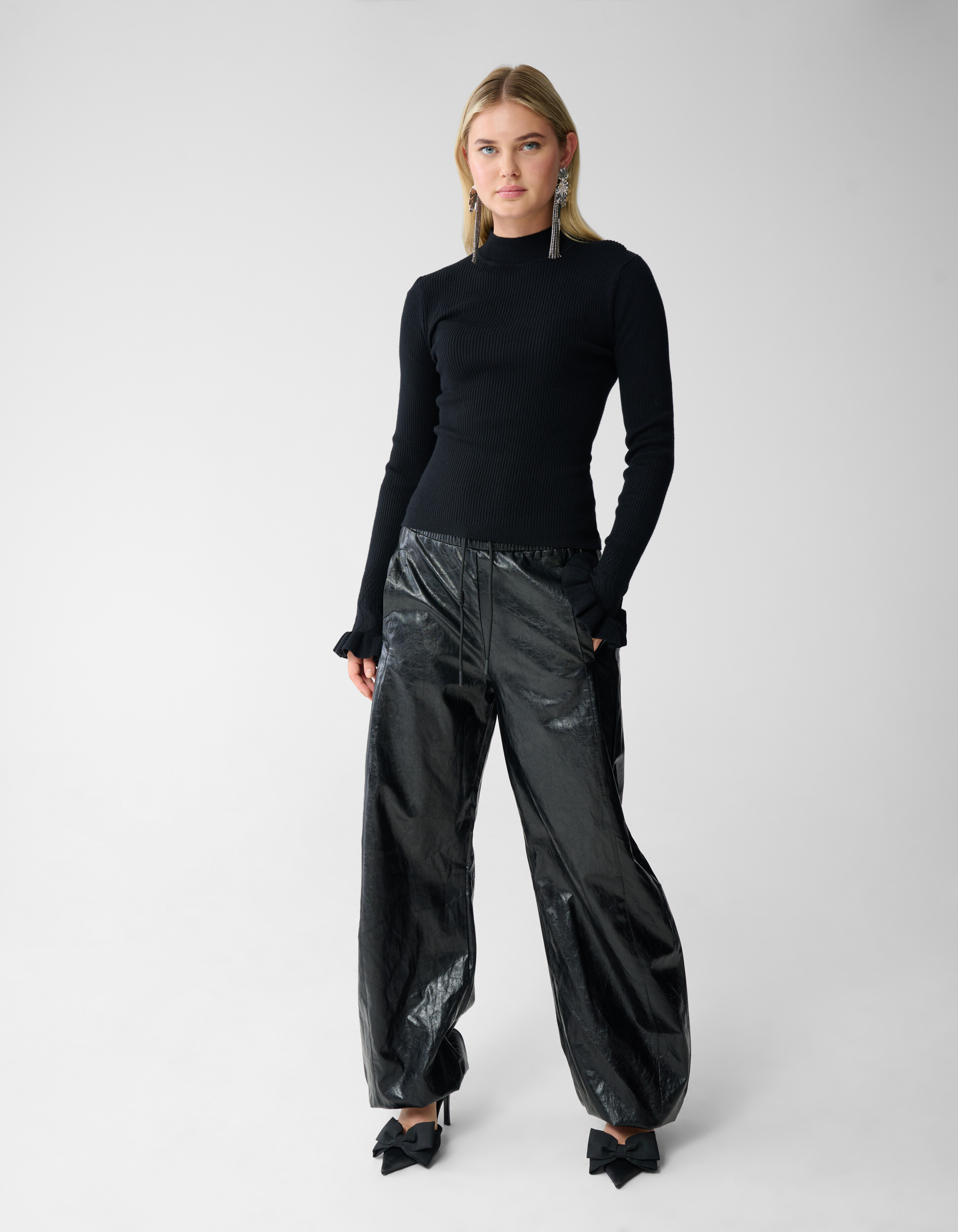 Frill Top Zwart SHOEBY WOMEN