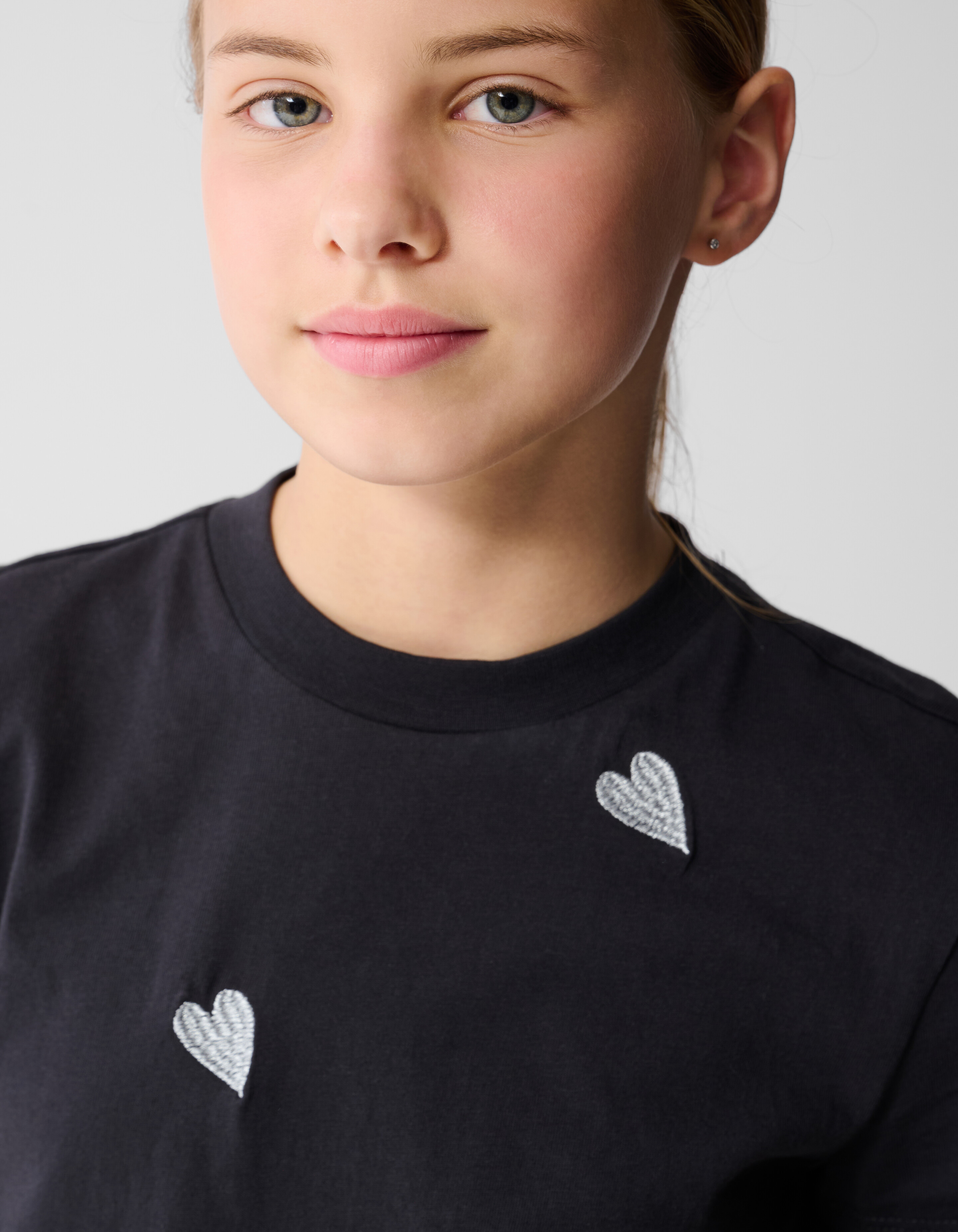 Embroidery Heart T-shirt Donkergrijs SHOEBY GIRLS