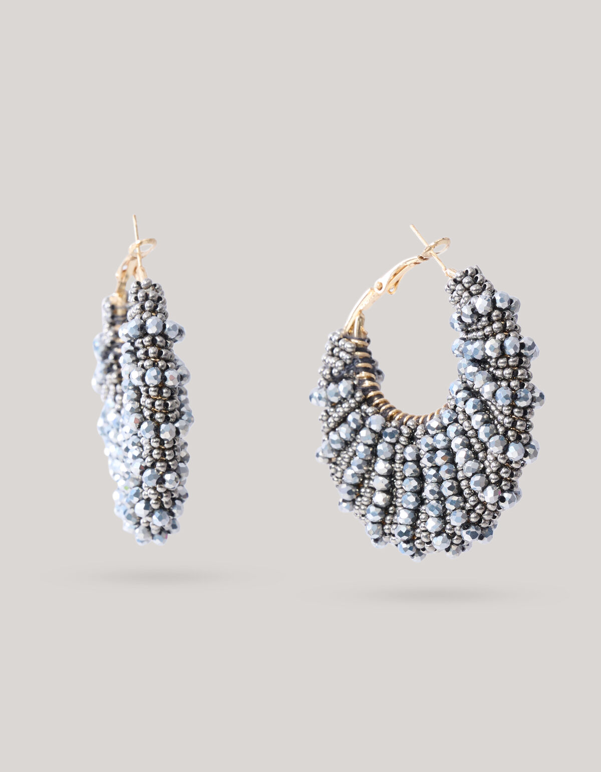 Bulky Beaded Oorbellen Donkergrijs SHOEBY ACCESSOIRES
