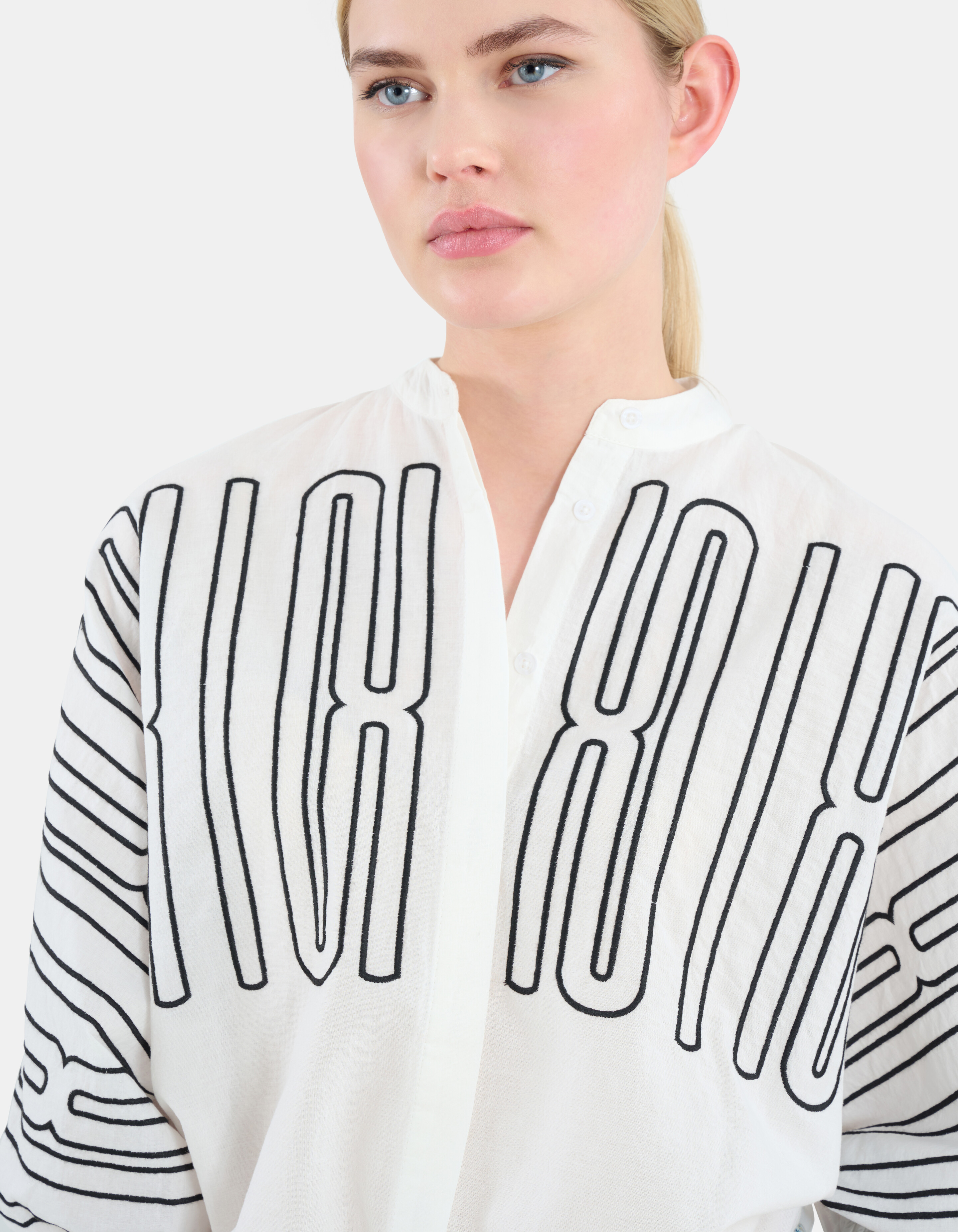 Patch Blouse Wit SHOEBY WOMEN