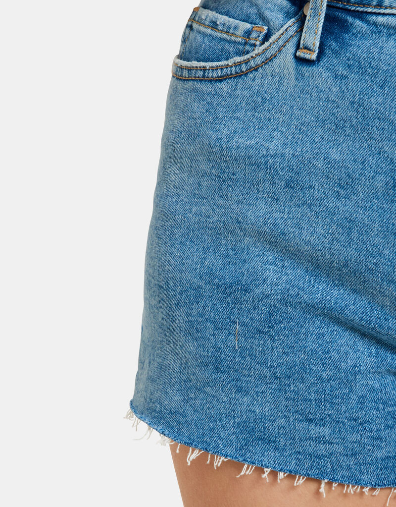 Cherry short