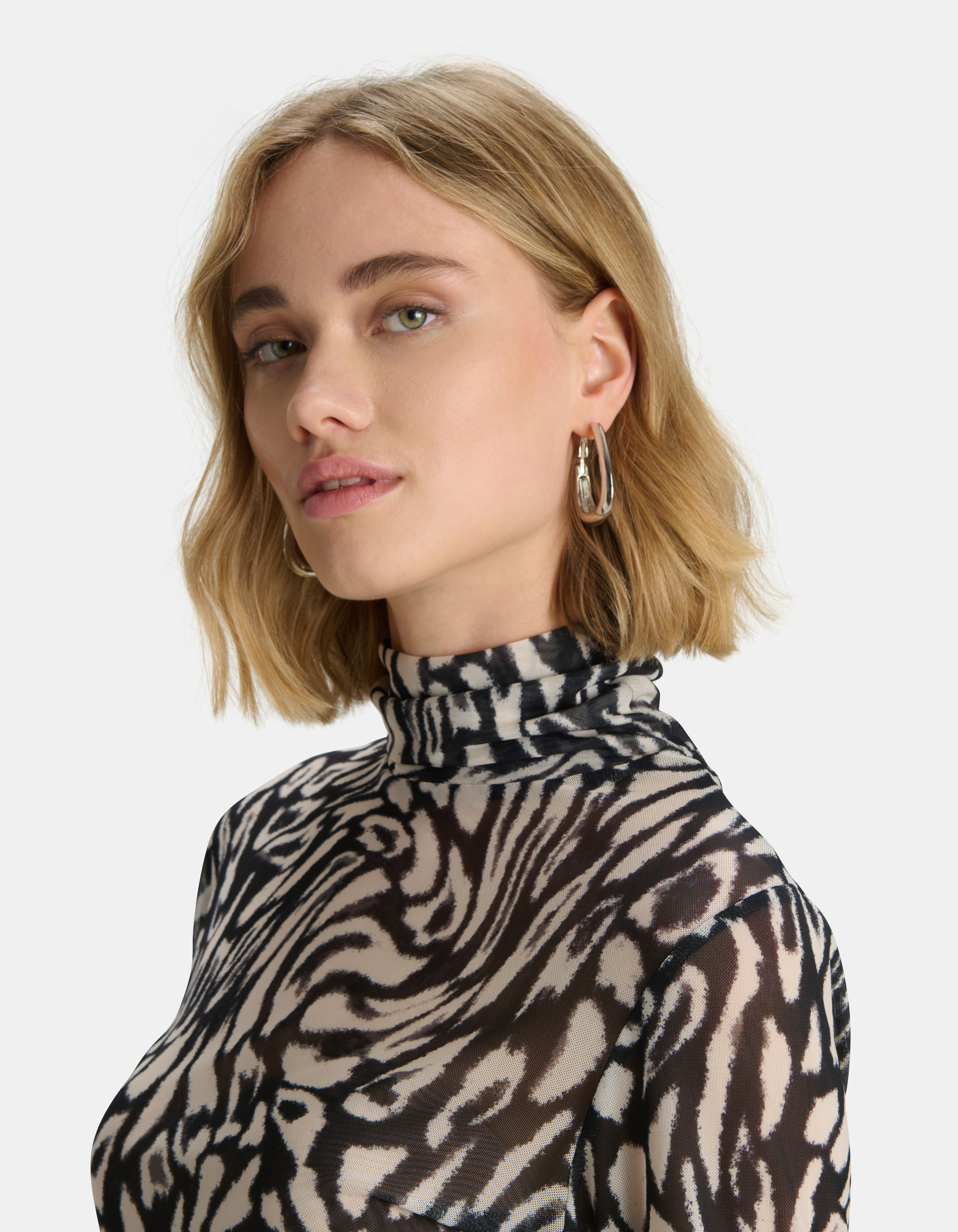 Leopard Print Mesh Top Zwart/Wit SHOEBY WOMEN