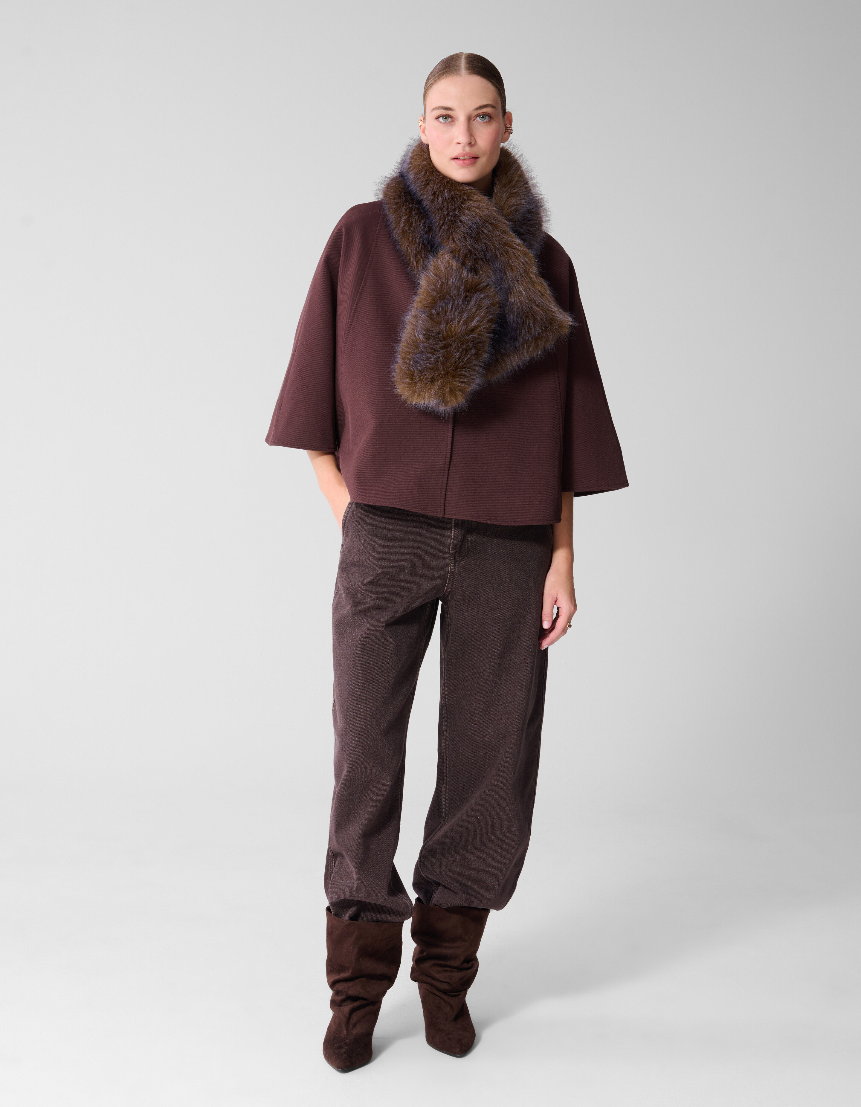 Geweven Cape Donkerrood By Mieke SHOEBY WOMEN