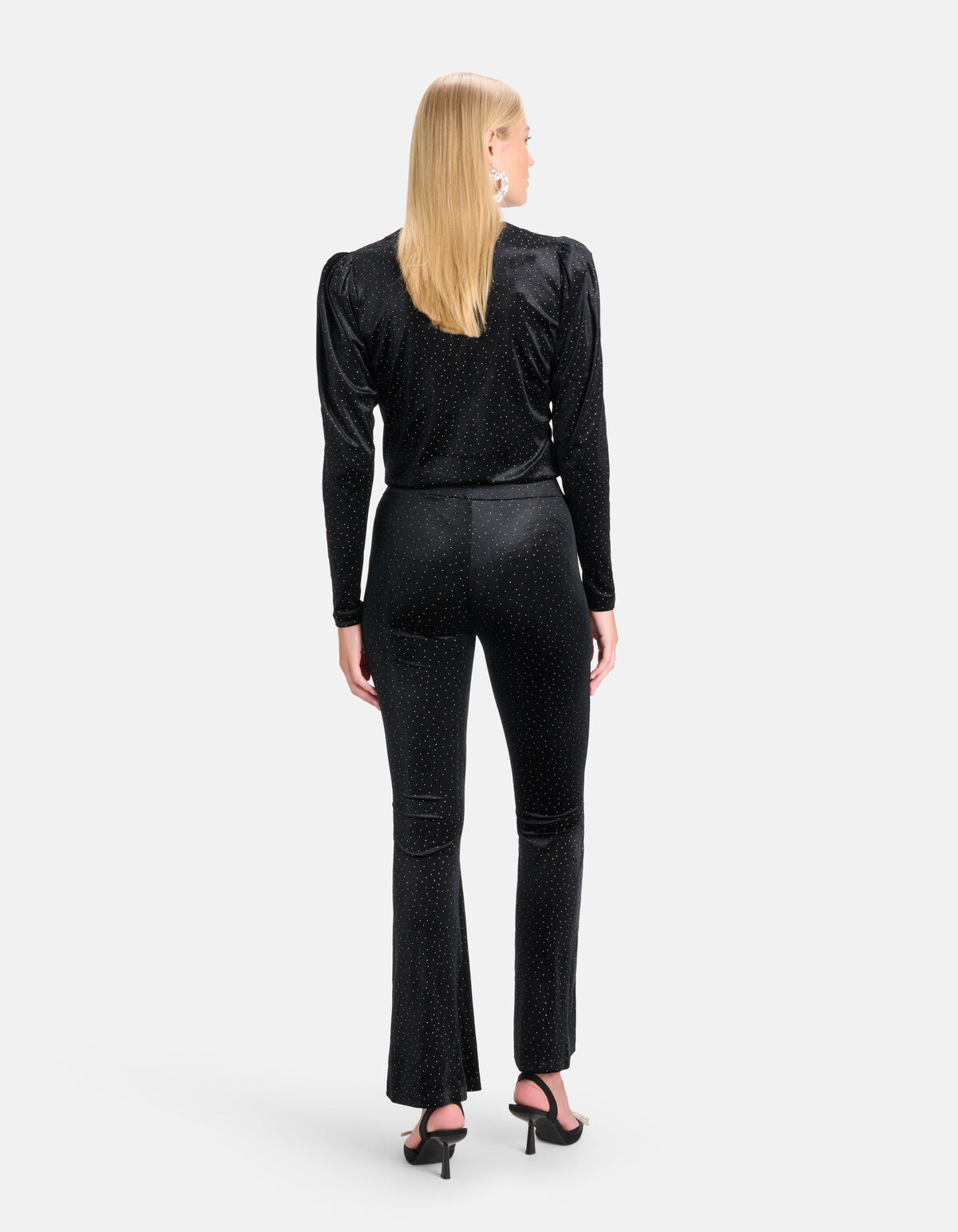 Velvet Flared Broek Zwart By Nicolette SHOEBY WOMEN