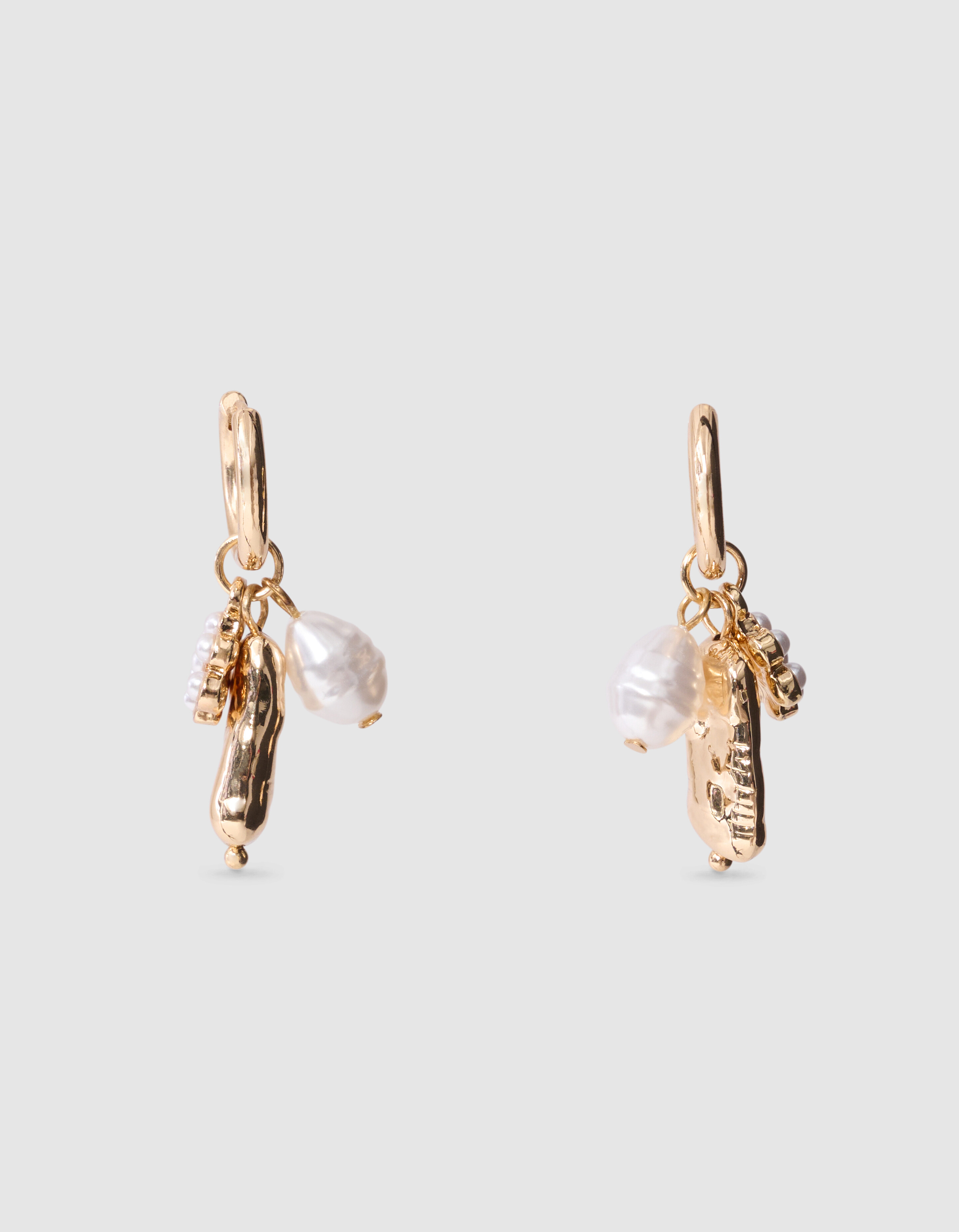 Small Pearl Charm Oorbellen Goud SHOEBY ACCESSOIRES