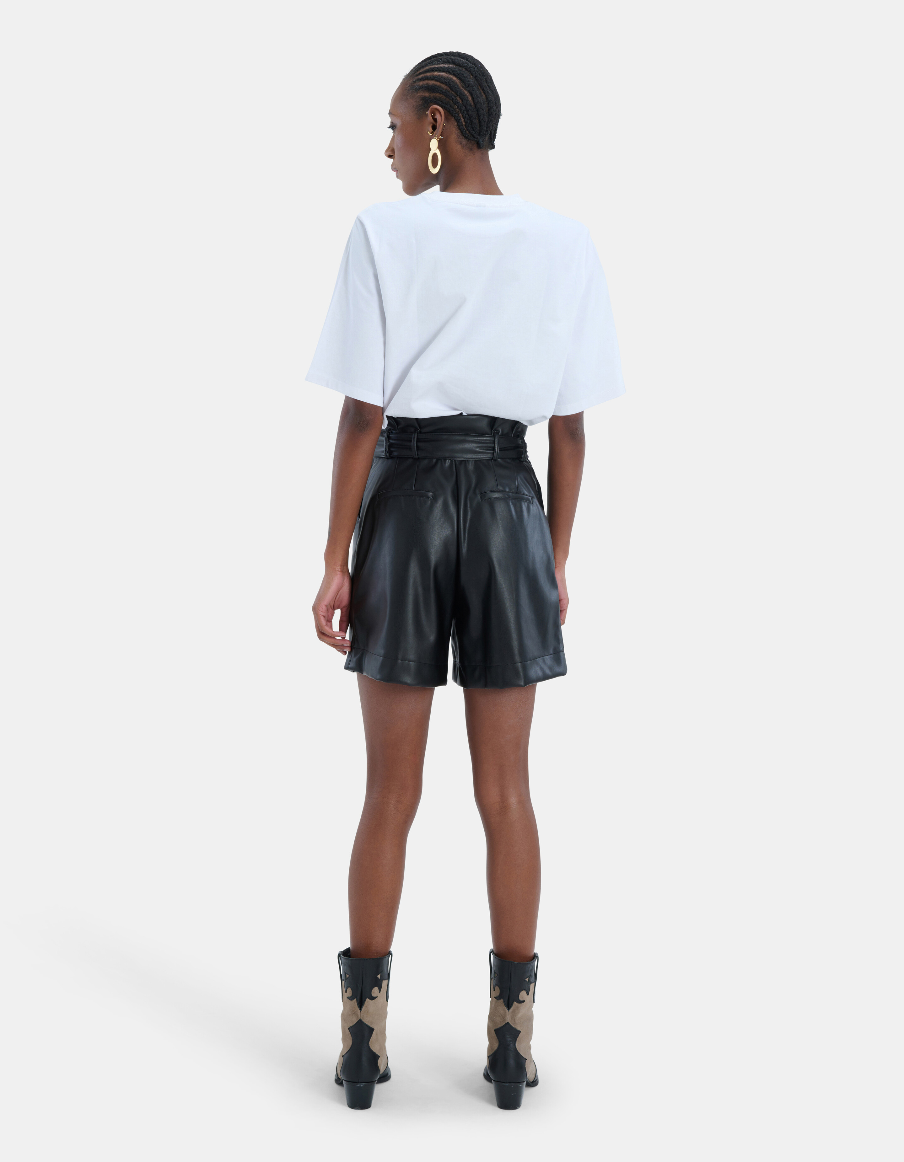 Vegan Leren Paperbag Short Zwart EKSEPT