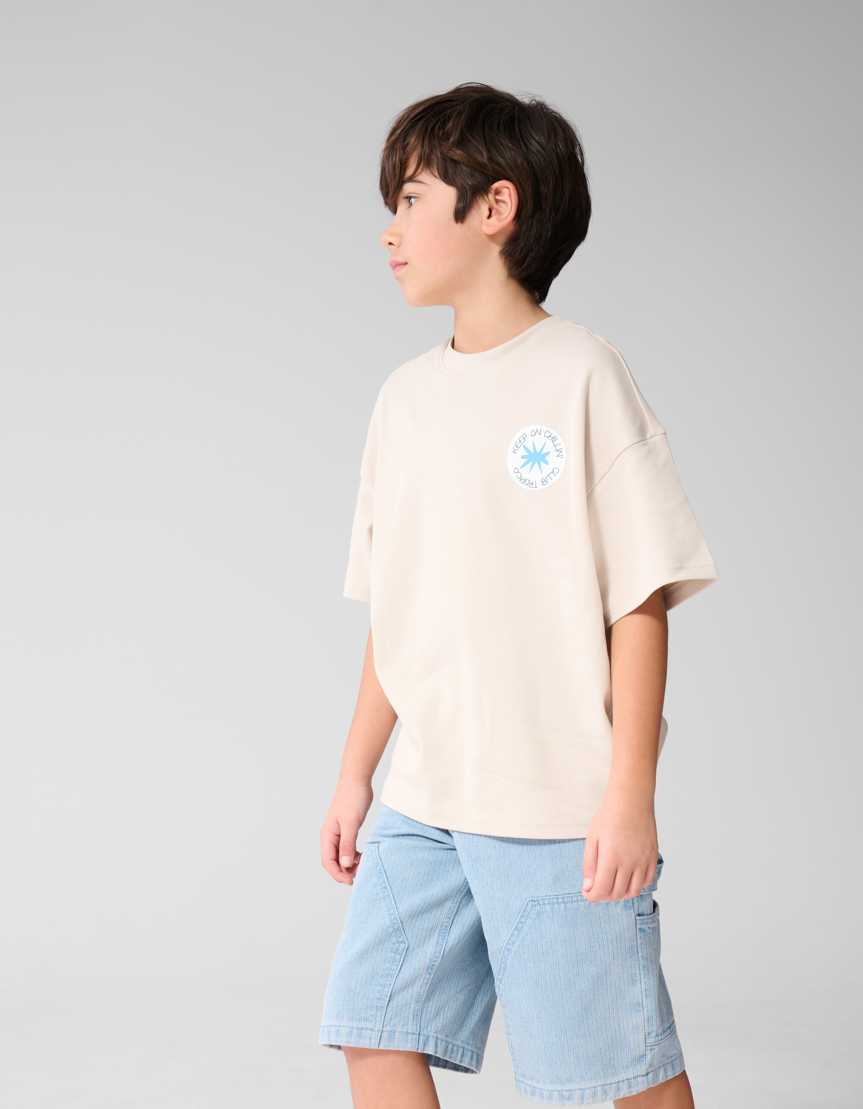 Chilling Artwork T-shirt Beige SHOEBY BOYS