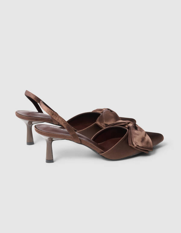 Satijnen Strik Hakken Bruin SHOEBY SHOES