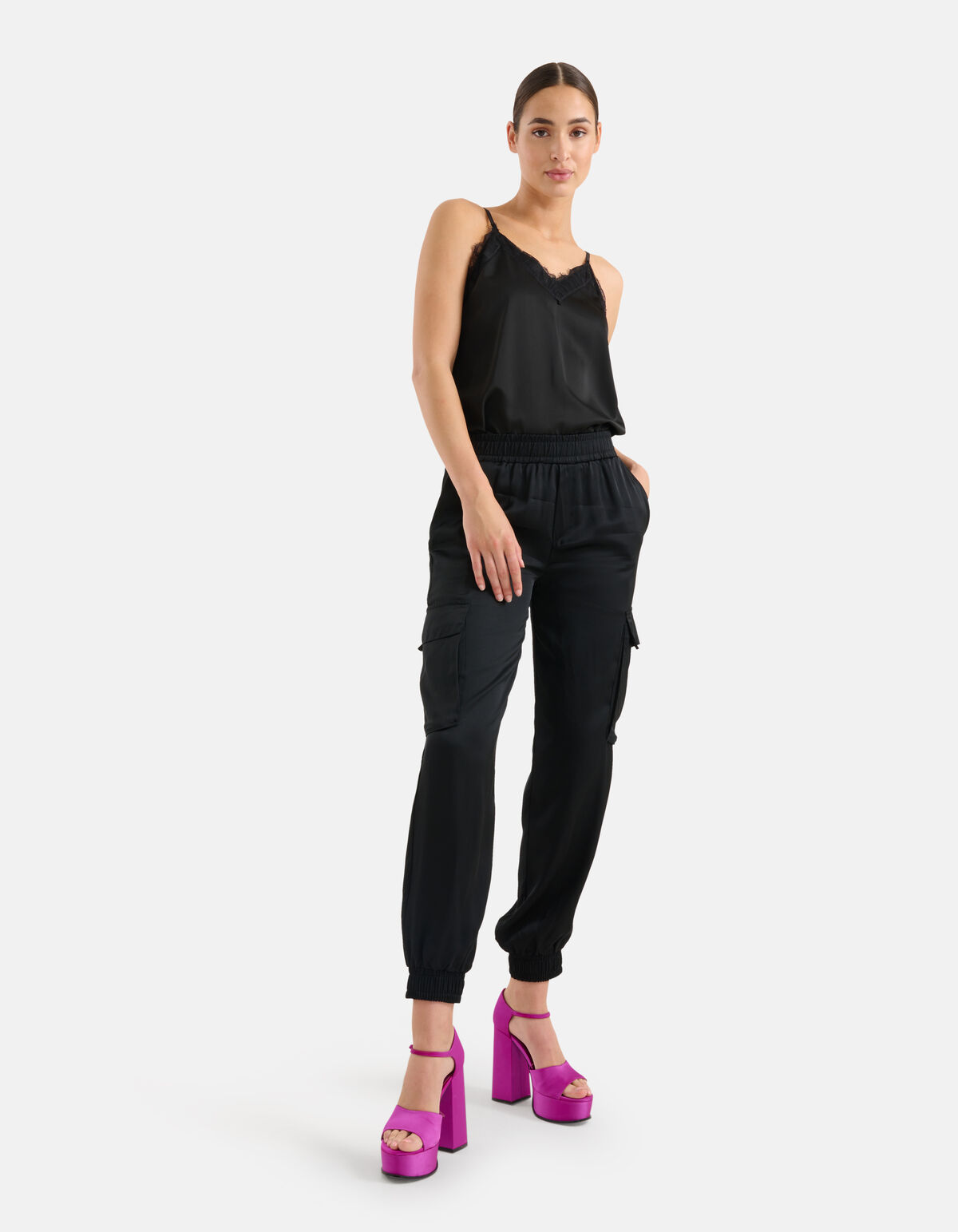 Satijnen Cargo Broek Zwart SHOEBY WOMEN