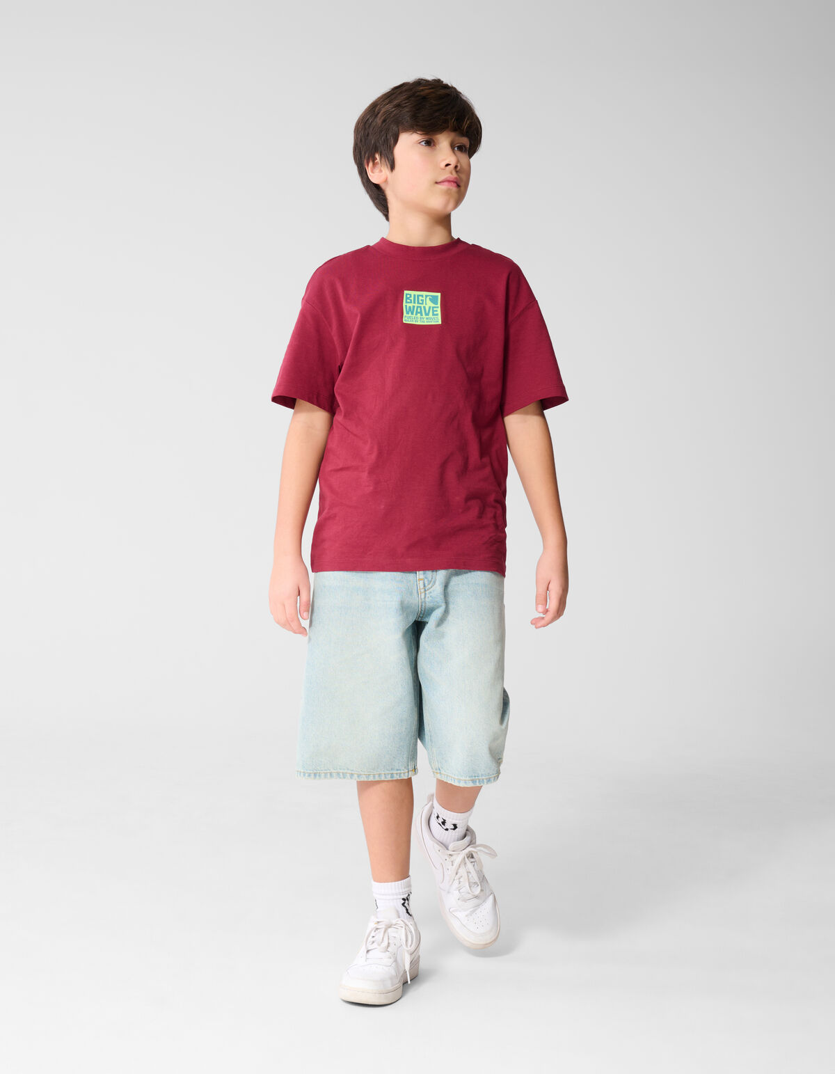 Big Wave Artwork T-shirt Donkerrood SHOEBY BOYS