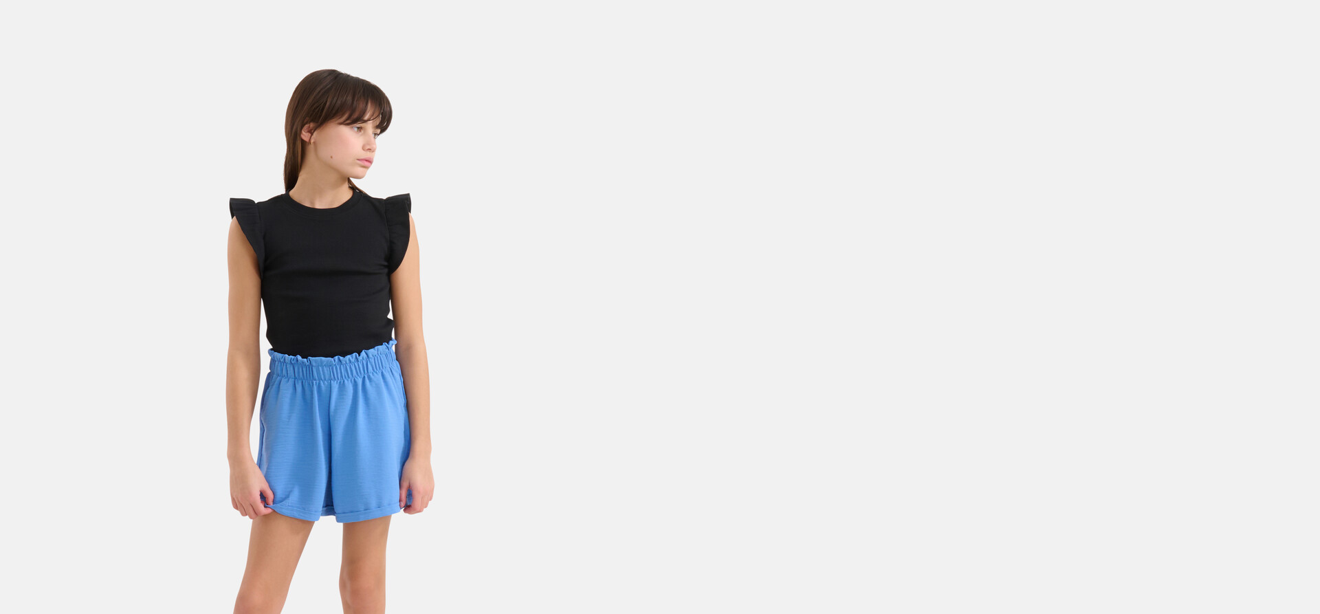 Ruffle Rib Top Zwart SHOEBY GIRLS