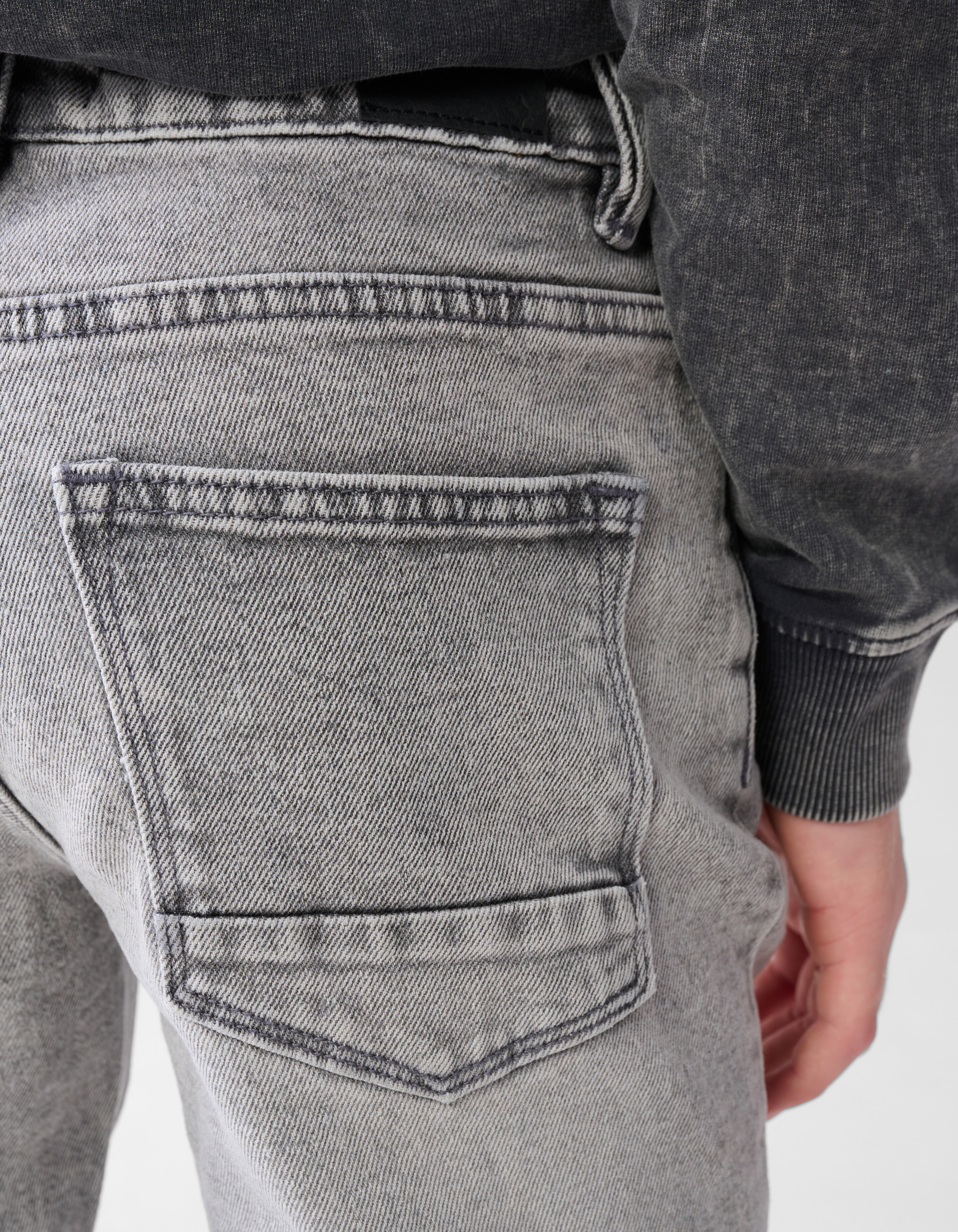 Tapered Fit Jeans Grijs SHOEBY BOYS