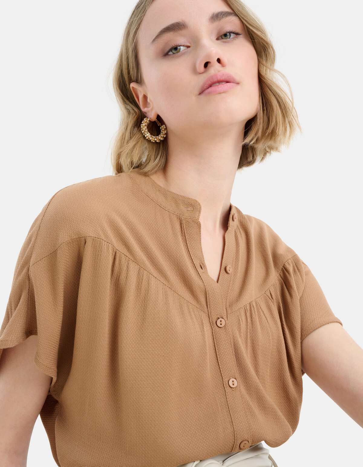 Jaccy Button Top EKSEPT