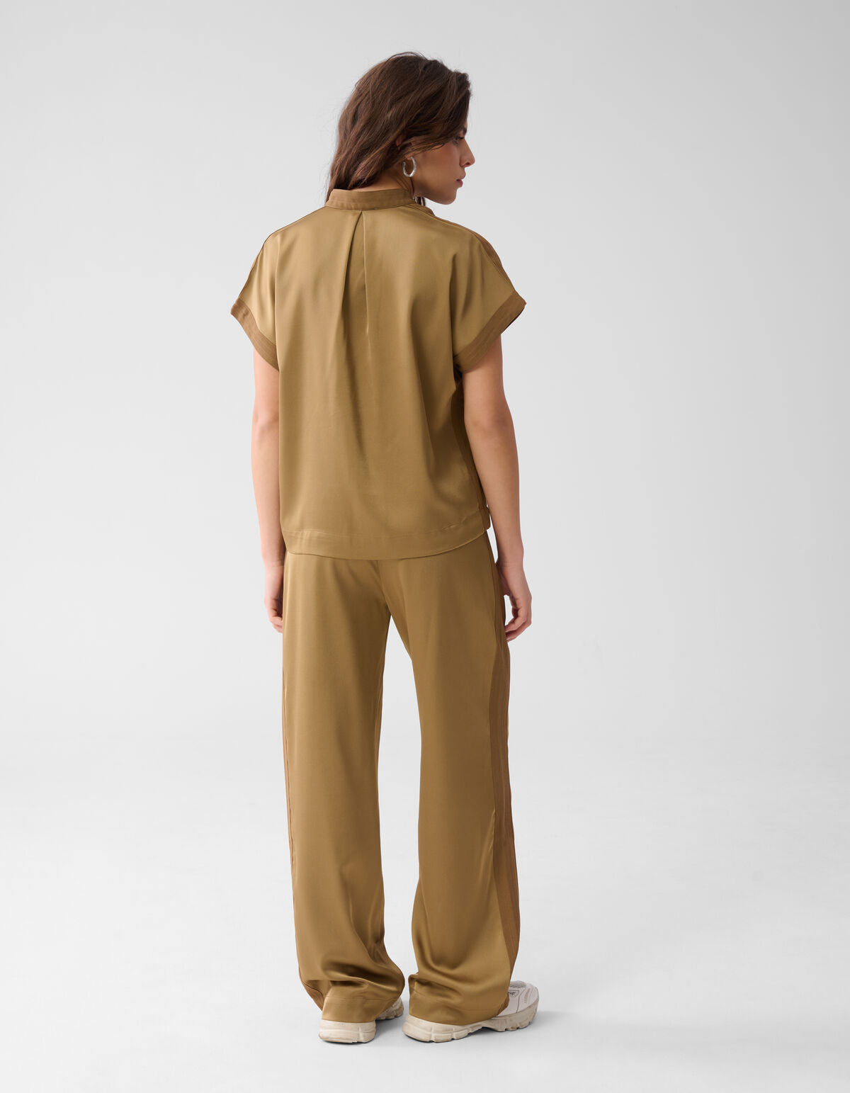 Satijnen V-hals Top Camel SHOEBY WOMEN