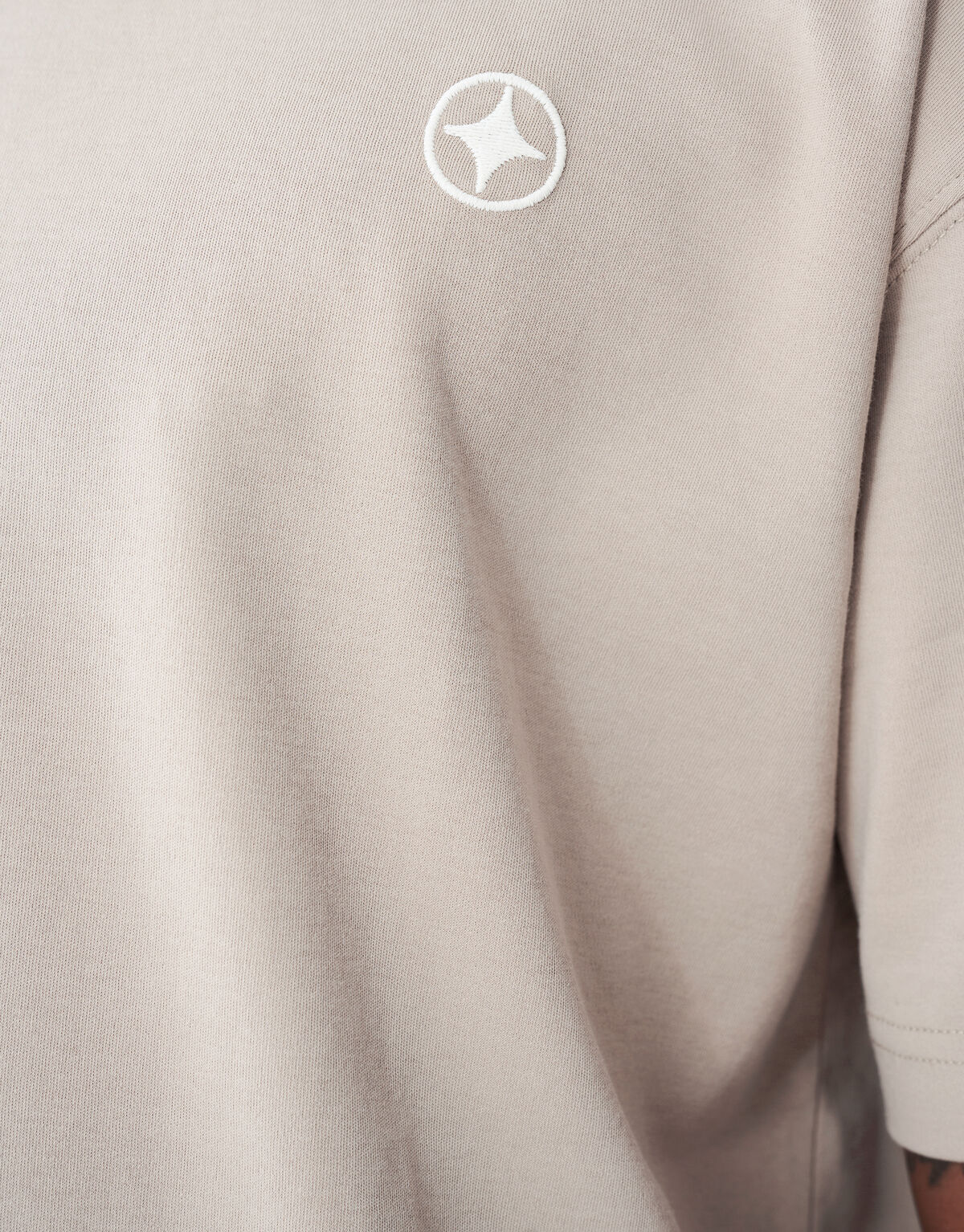 Spark Embroidery T-shirt Lichtbruin SHOEBY MEN