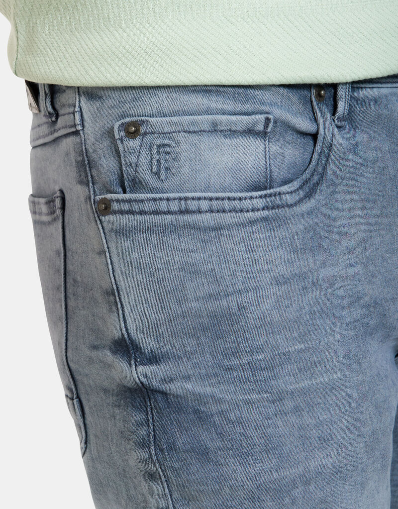 Lucas Slim Zeno L34