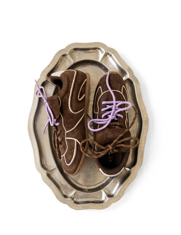 Scalloped Sneaker Bruin SHOEBY SHOES