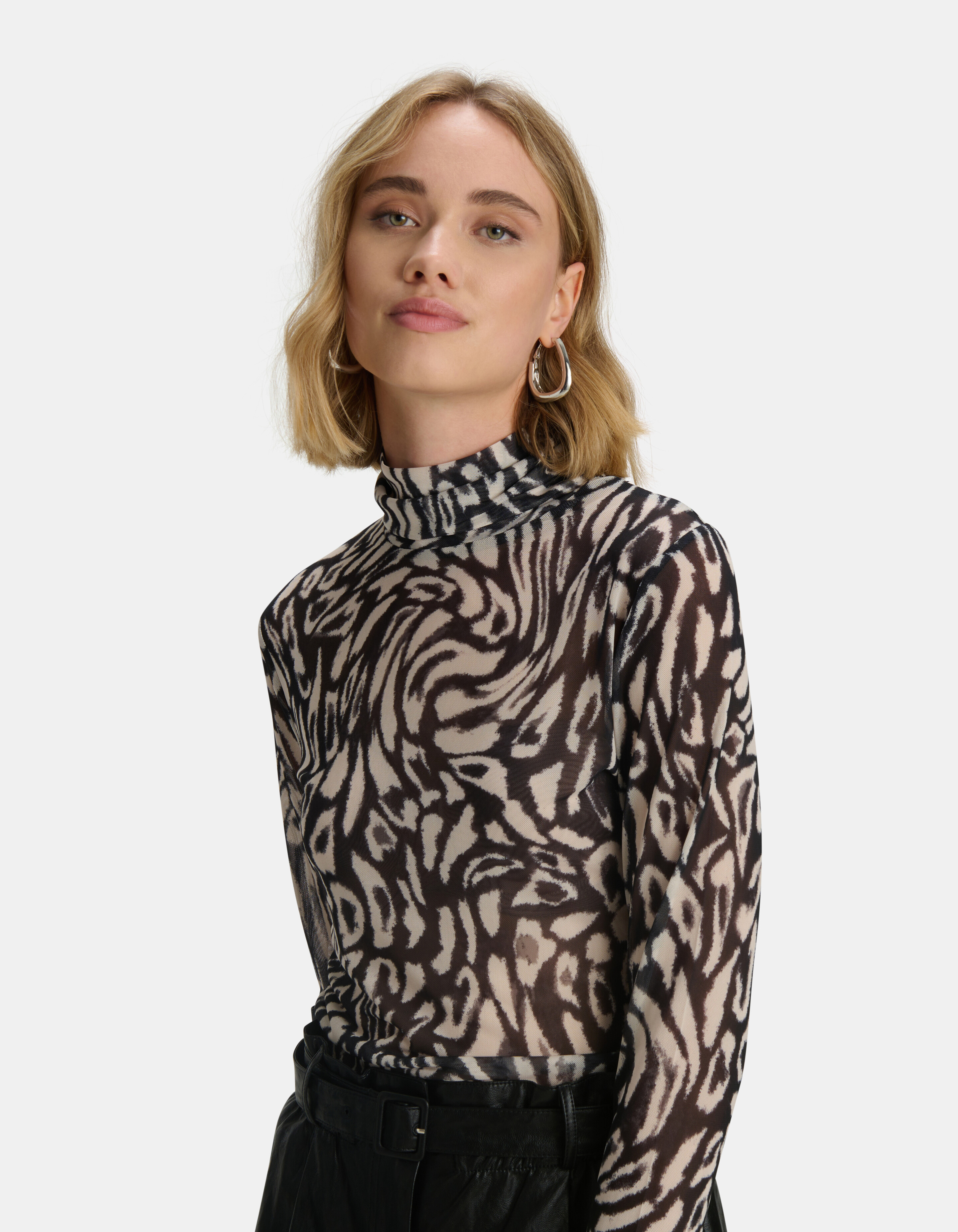 Leopard Print Mesh Top Zwart/Wit SHOEBY WOMEN