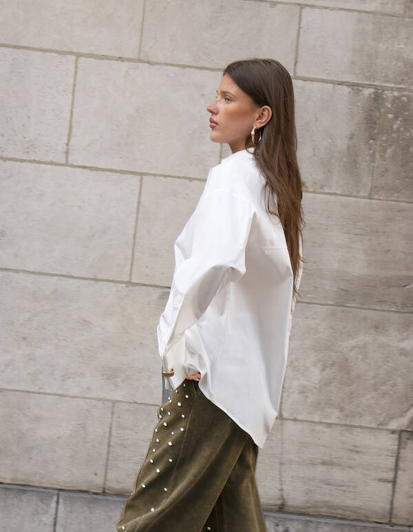 Oversized Ring Cuff Blouse Wit SHOEBY WOMEN