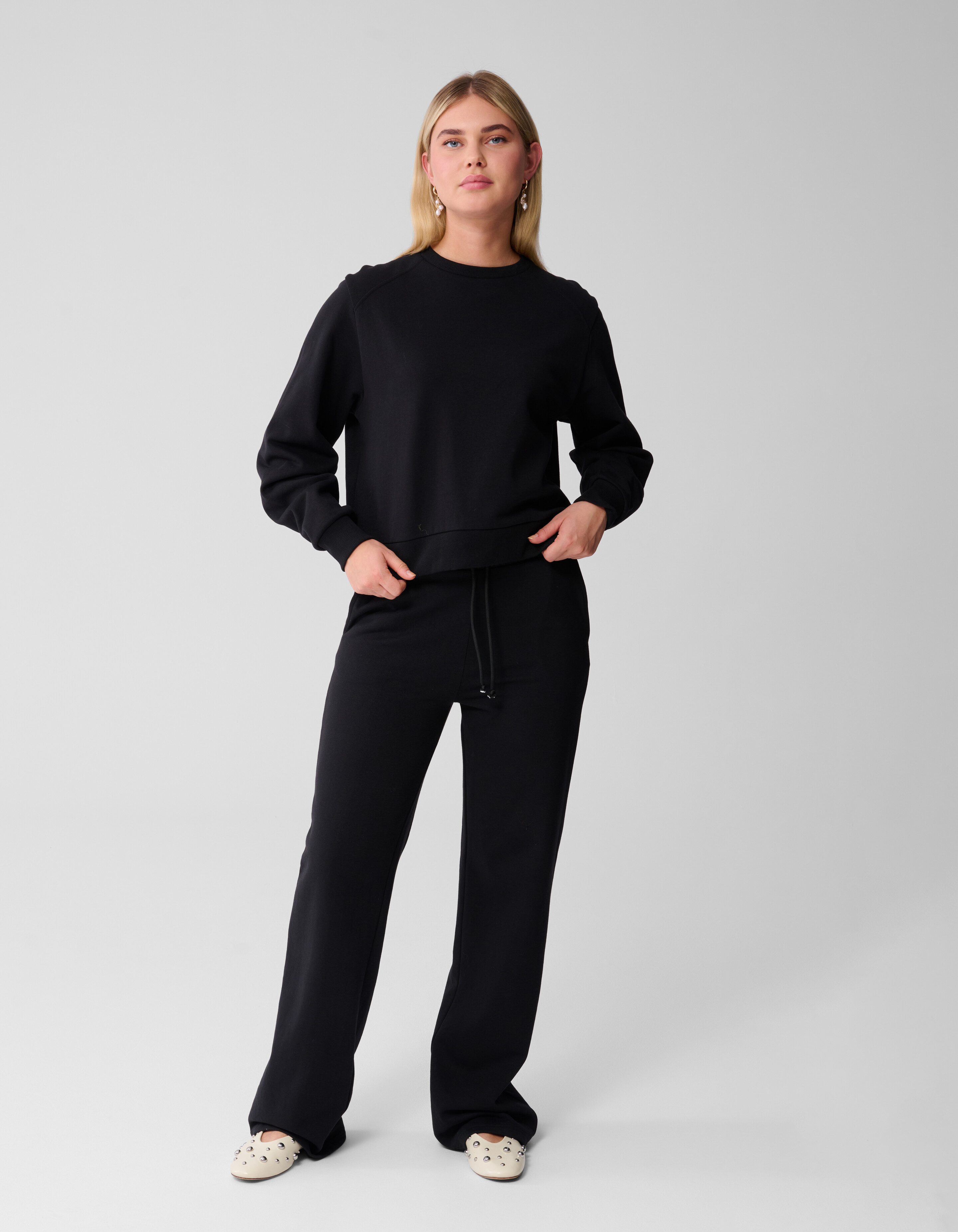 Big Shoulder Sweater Zwart SHOEBY WOMEN