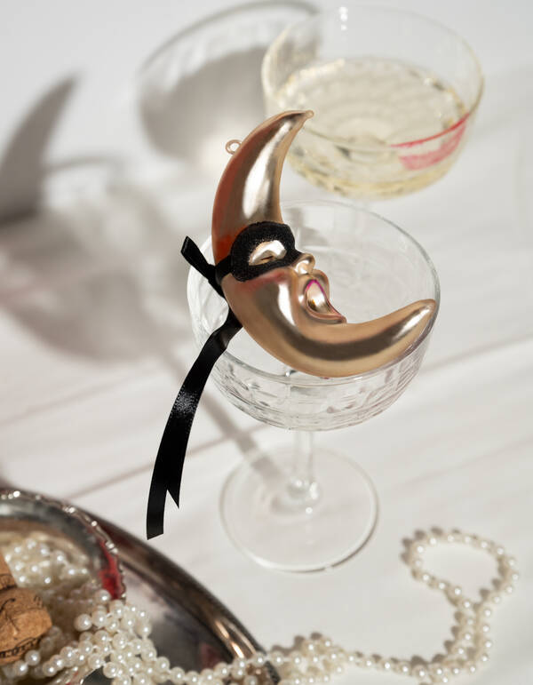 Masked Moon Kerstbal Goud By Fred SHOEBY ACCESSOIRES