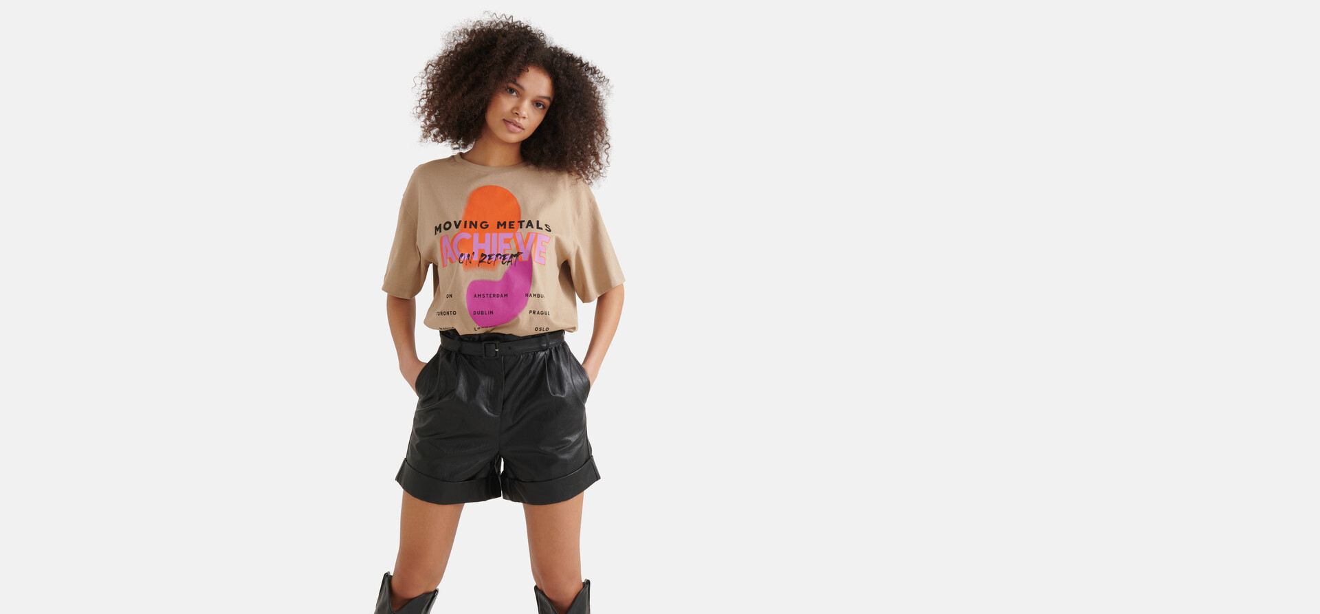 Vegan Leren Short Zwart SHOEBY WOMEN