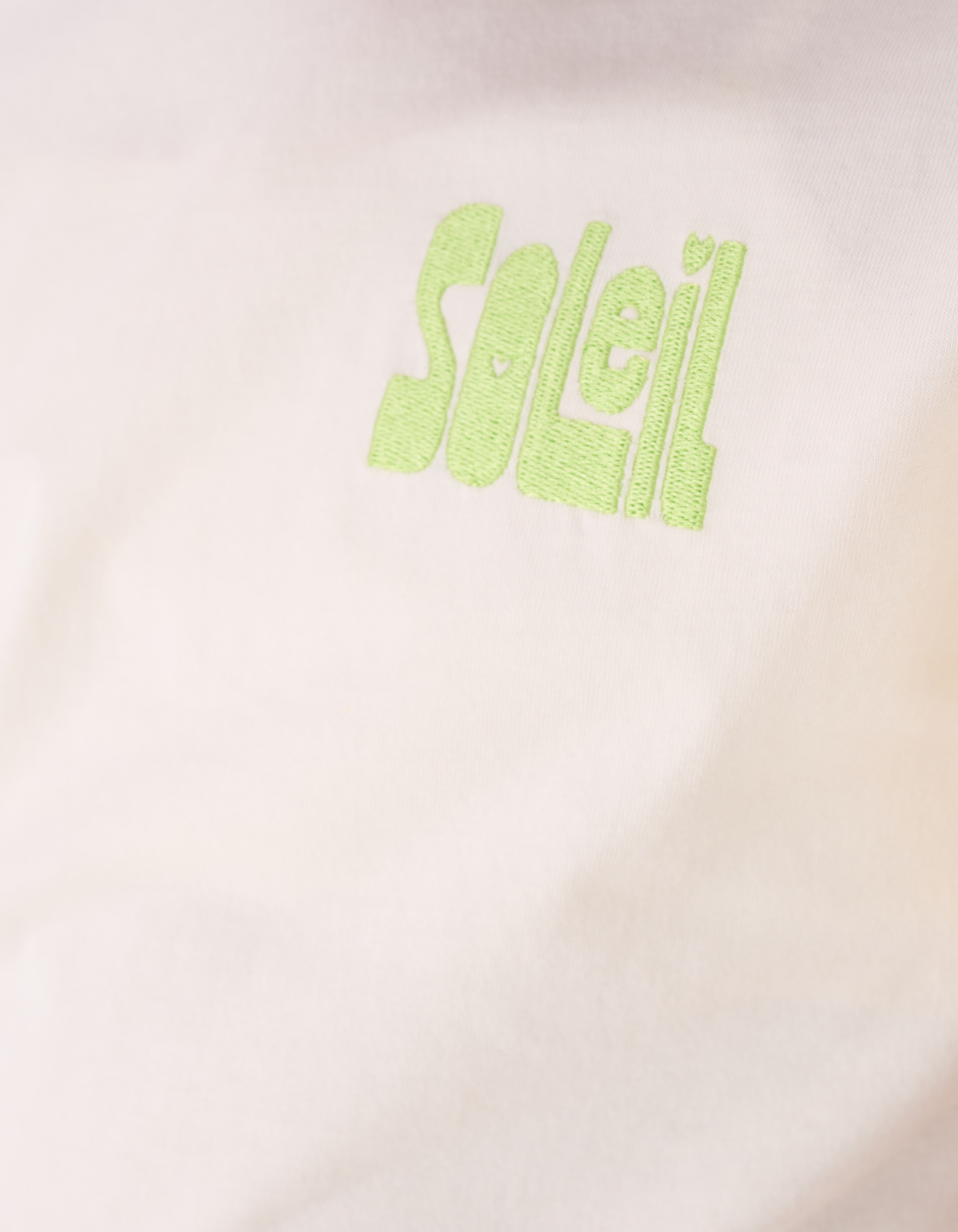 Ruffle Soleil Artwork T-shirt Gebroken Wit SHOEBY GIRLS